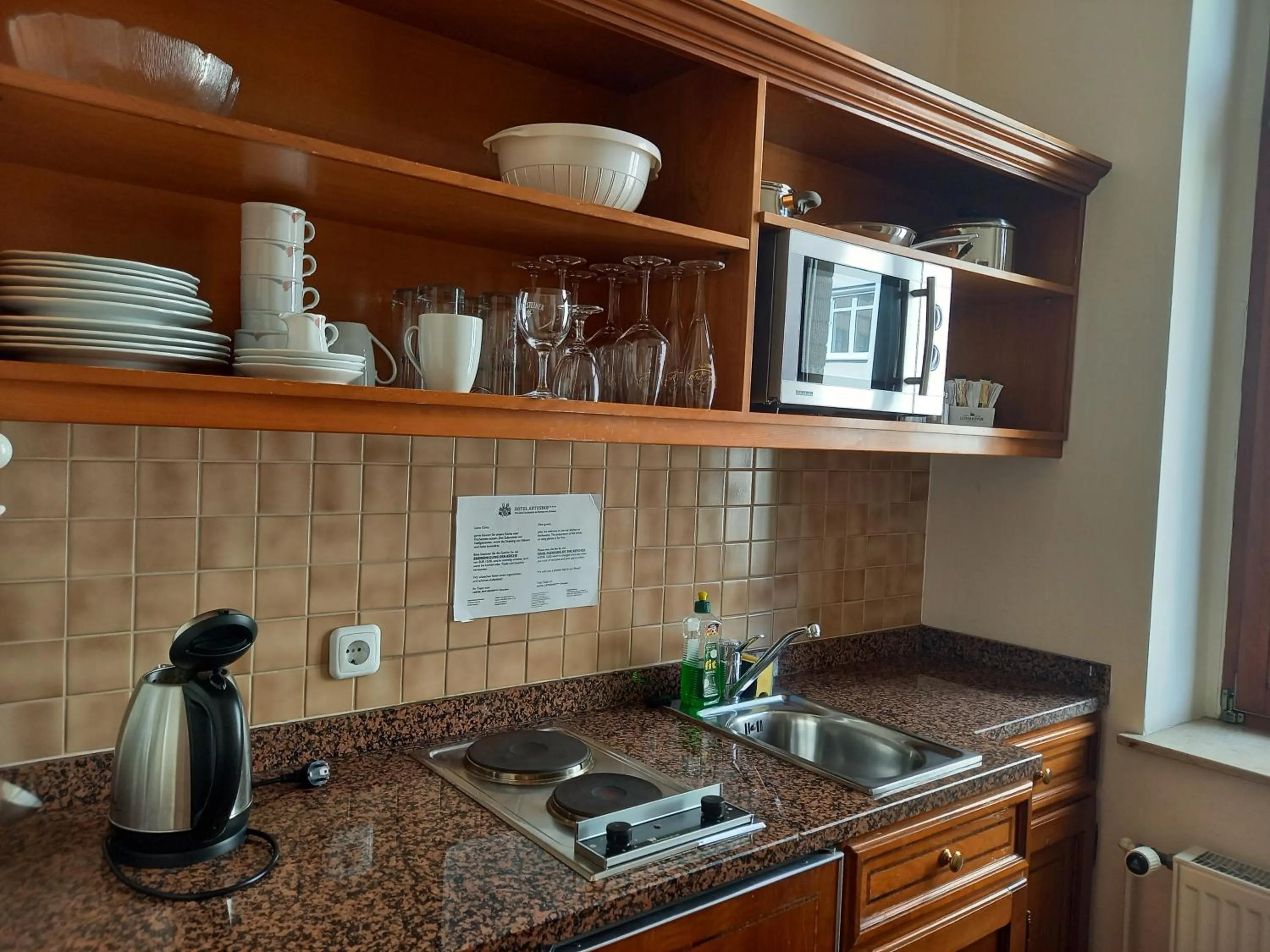 Kitchen or kitchenette in Hotel Artushof