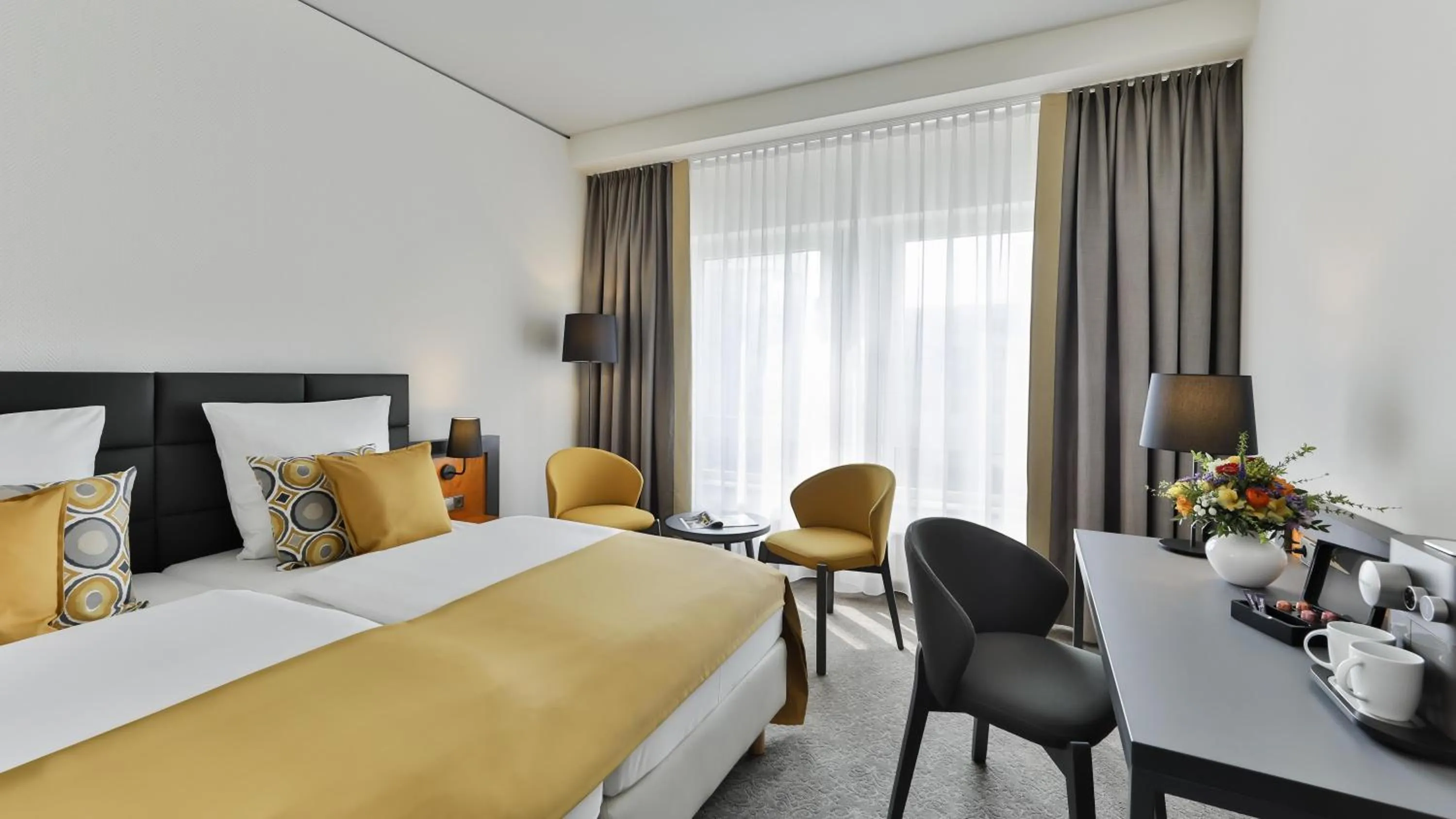 Bedroom, Bed in Dorint Hotel Dresden