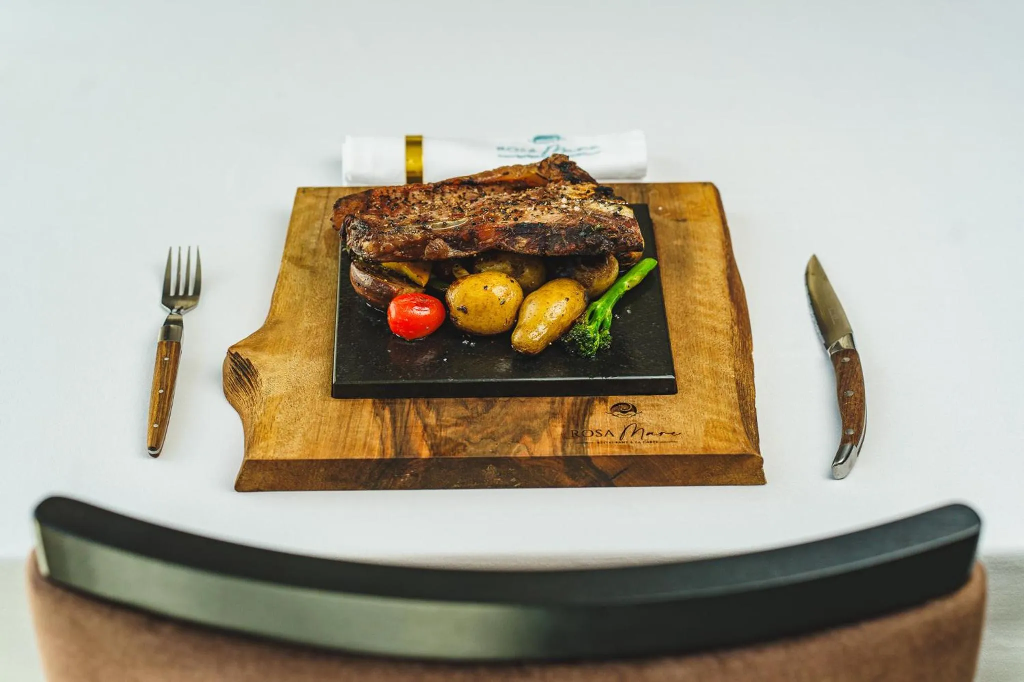 Restaurant/places to eat in Juvena Hotel Wellness & SPA Adults Only 12 plus