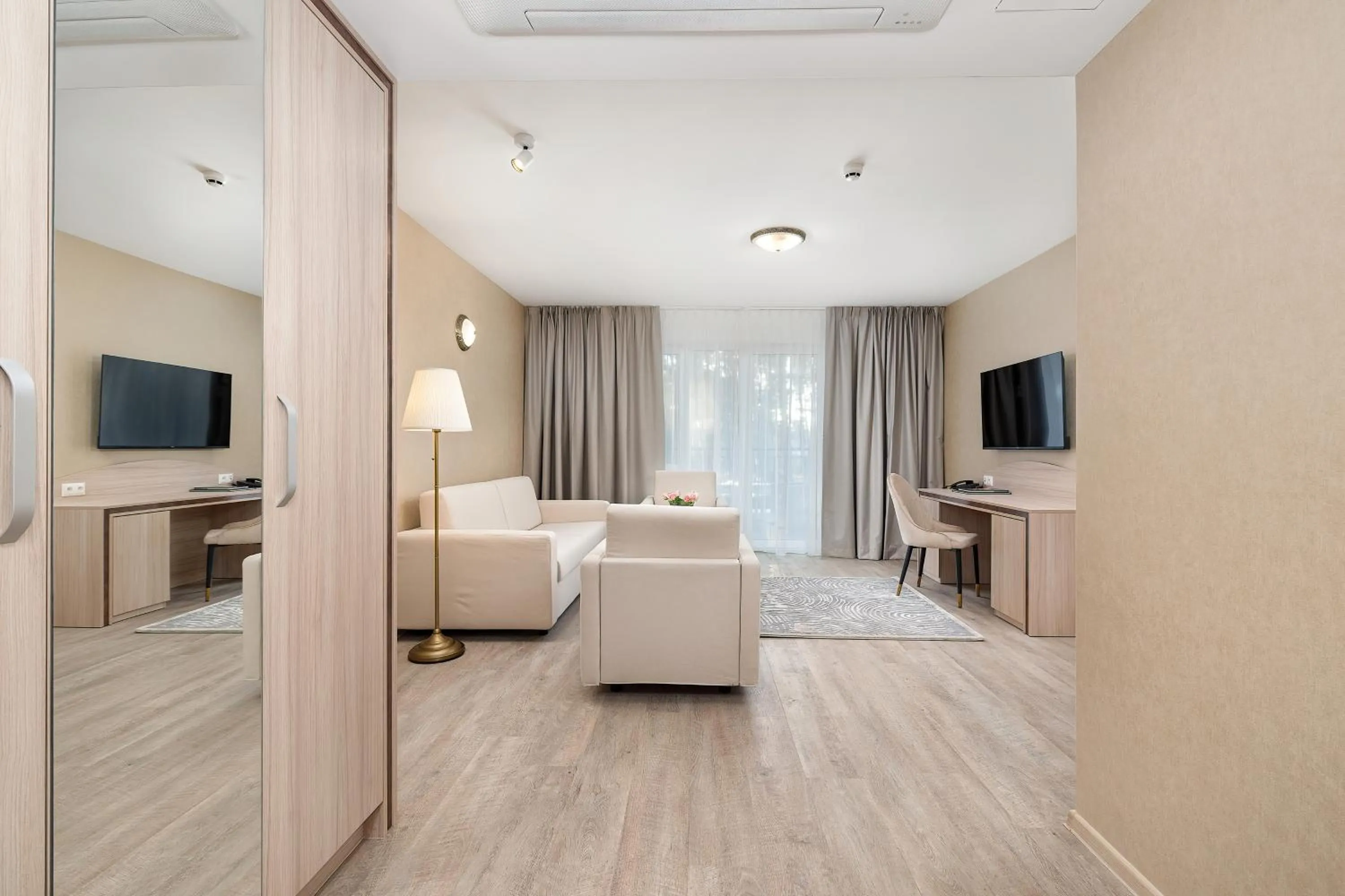 Living room, Bed in Juvena Hotel Wellness & SPA Adults Only 12 plus