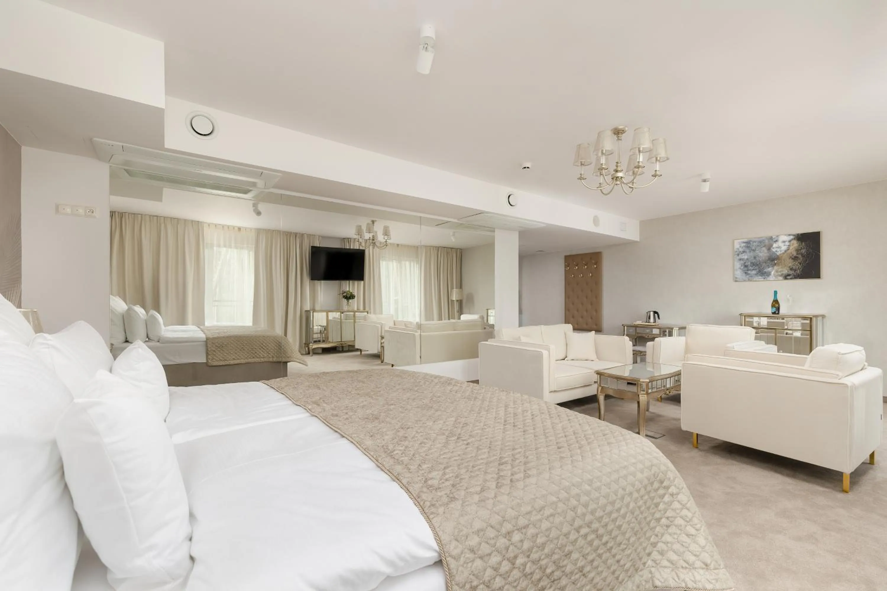 Photo of the whole room, Bed in Juvena Hotel Wellness & SPA Adults Only 12 plus