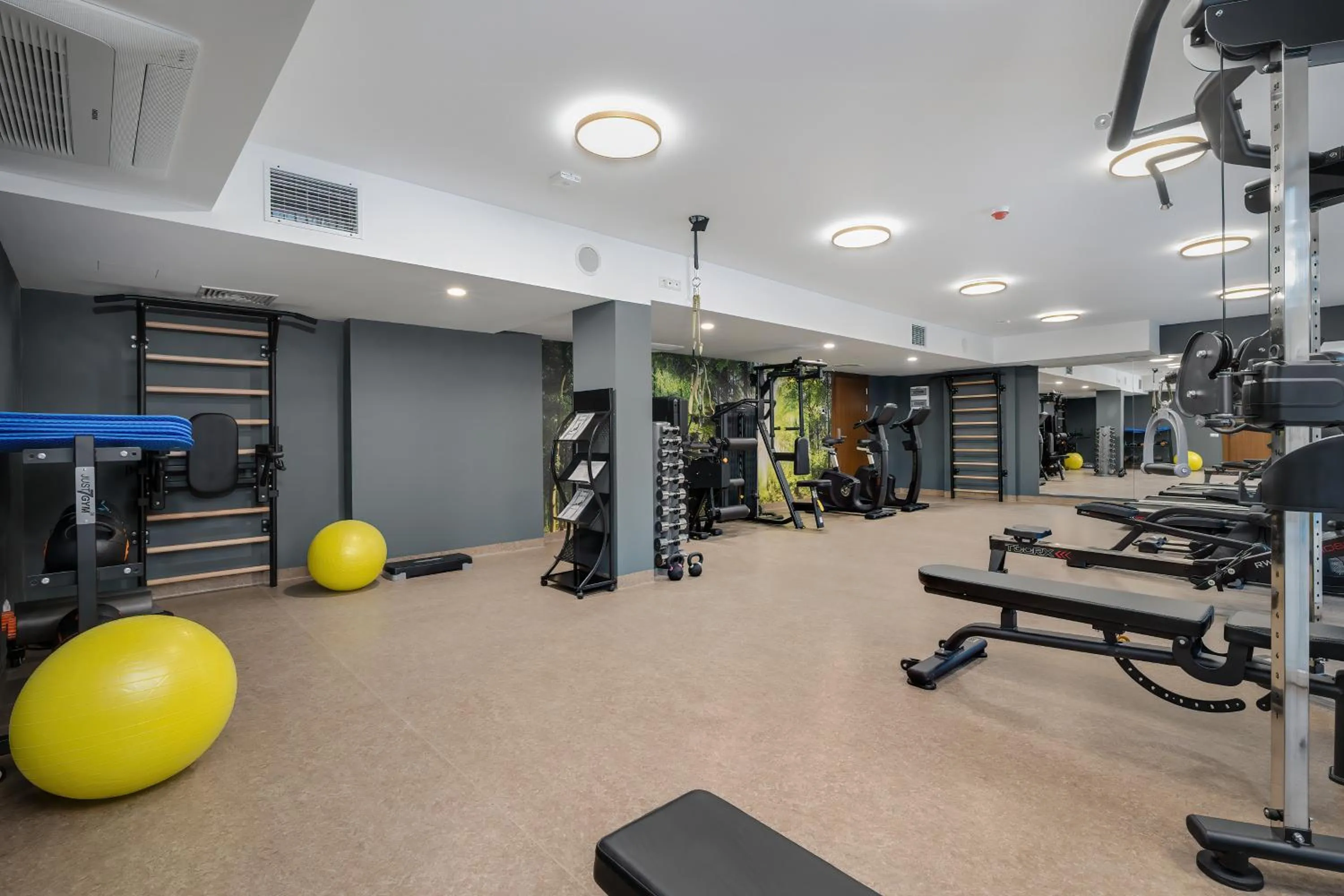 Fitness centre/facilities in Juvena Hotel Wellness & SPA Adults Only 12 plus