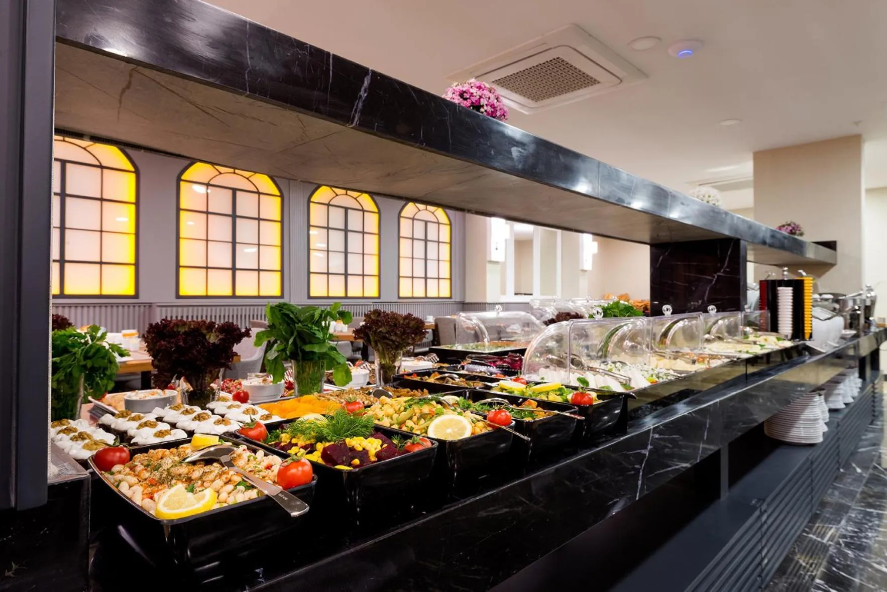 Buffet breakfast in Four Sides Sisli