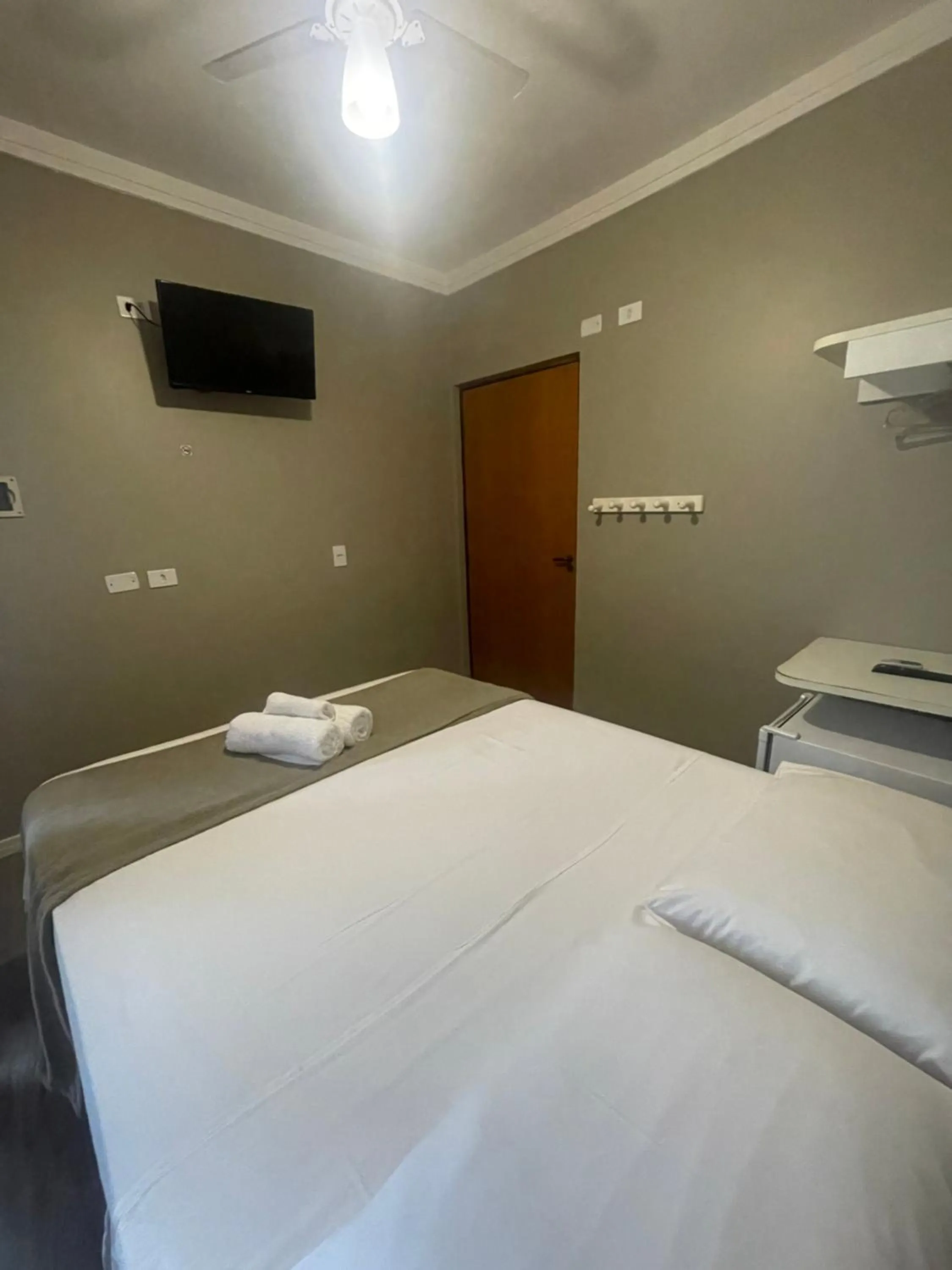 TV and multimedia, Bed in Pousada Chilli Brasil