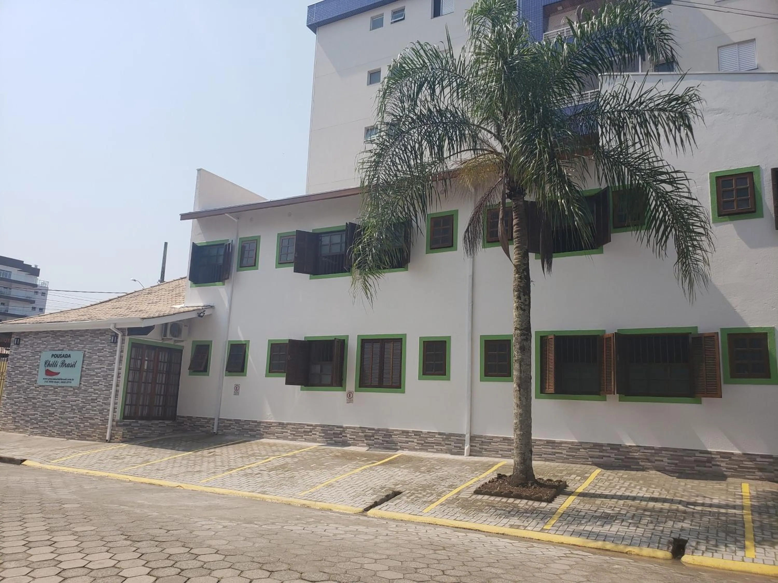 Parking in Pousada Chilli Brasil