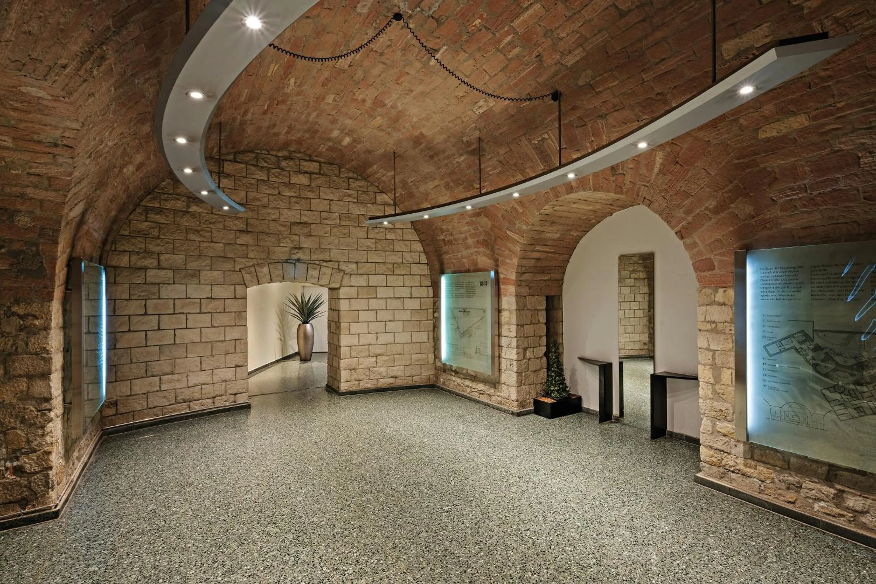 Restaurant/places to eat in Leonardo Hotel Mainz