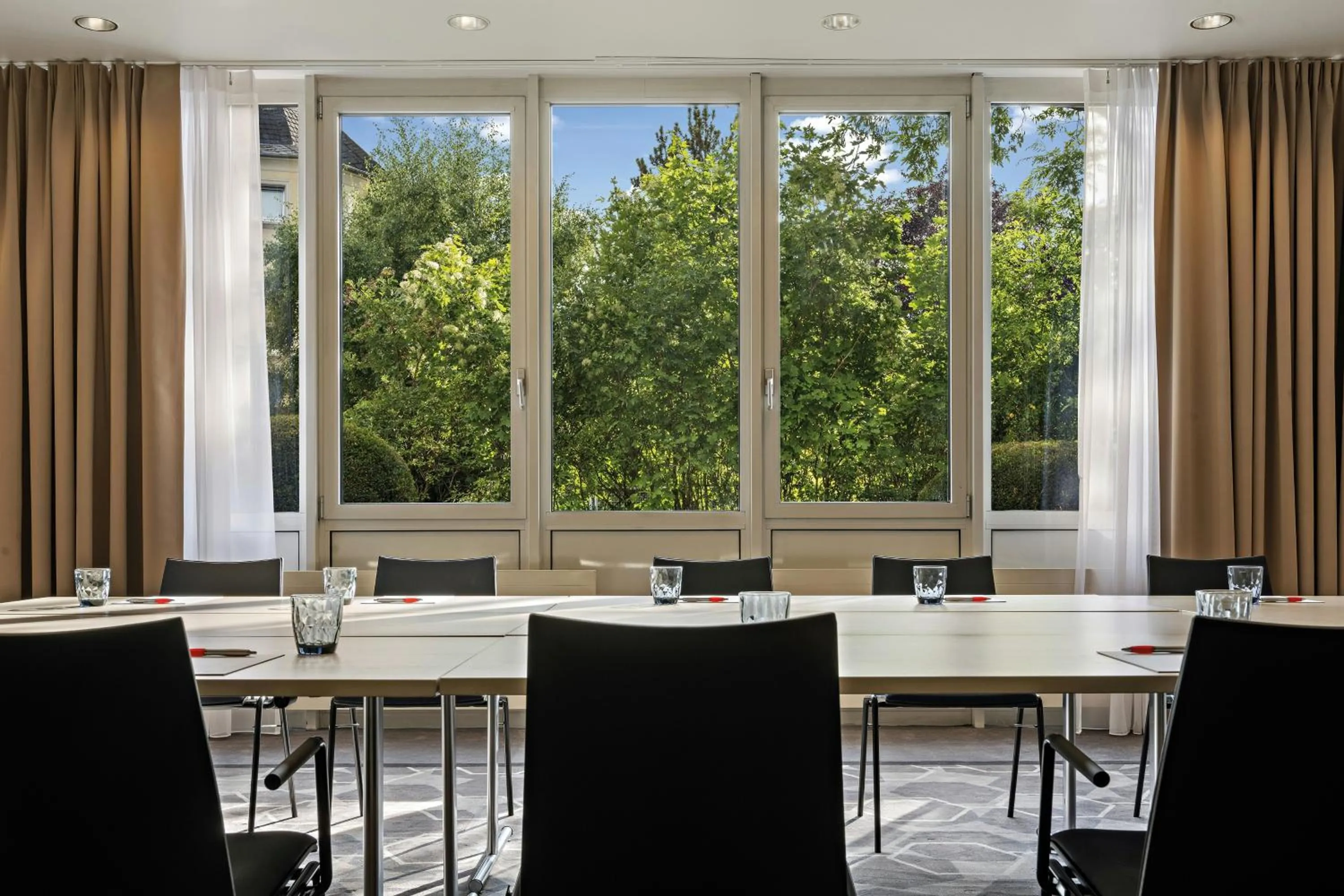 Meeting/conference room in Leonardo Hotel Mainz