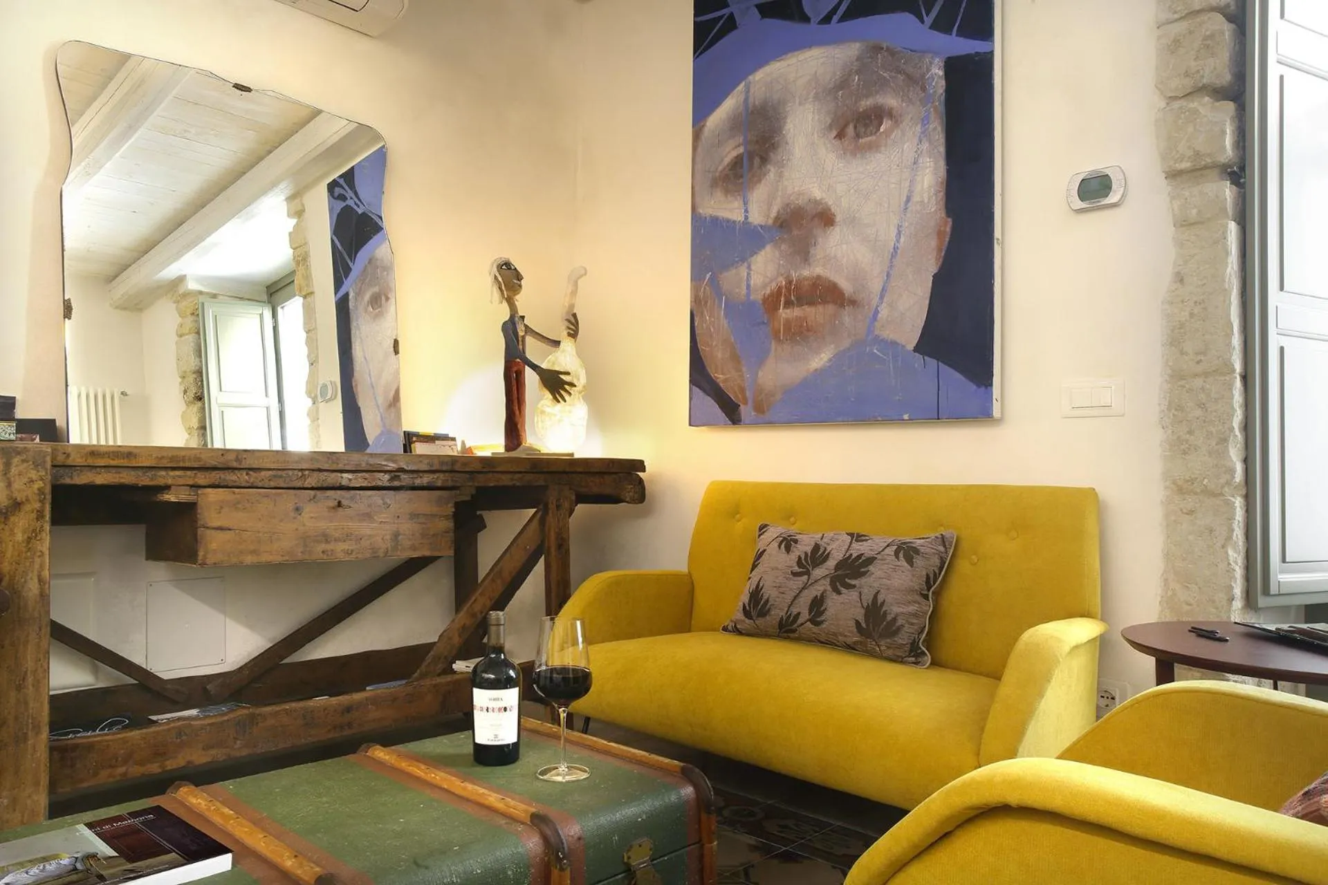 Living room in Nicotera Apartment