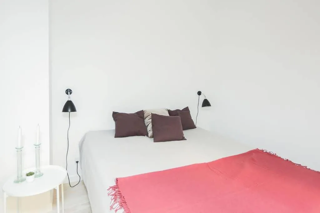 Exclusive and central - Private roof top terrace!