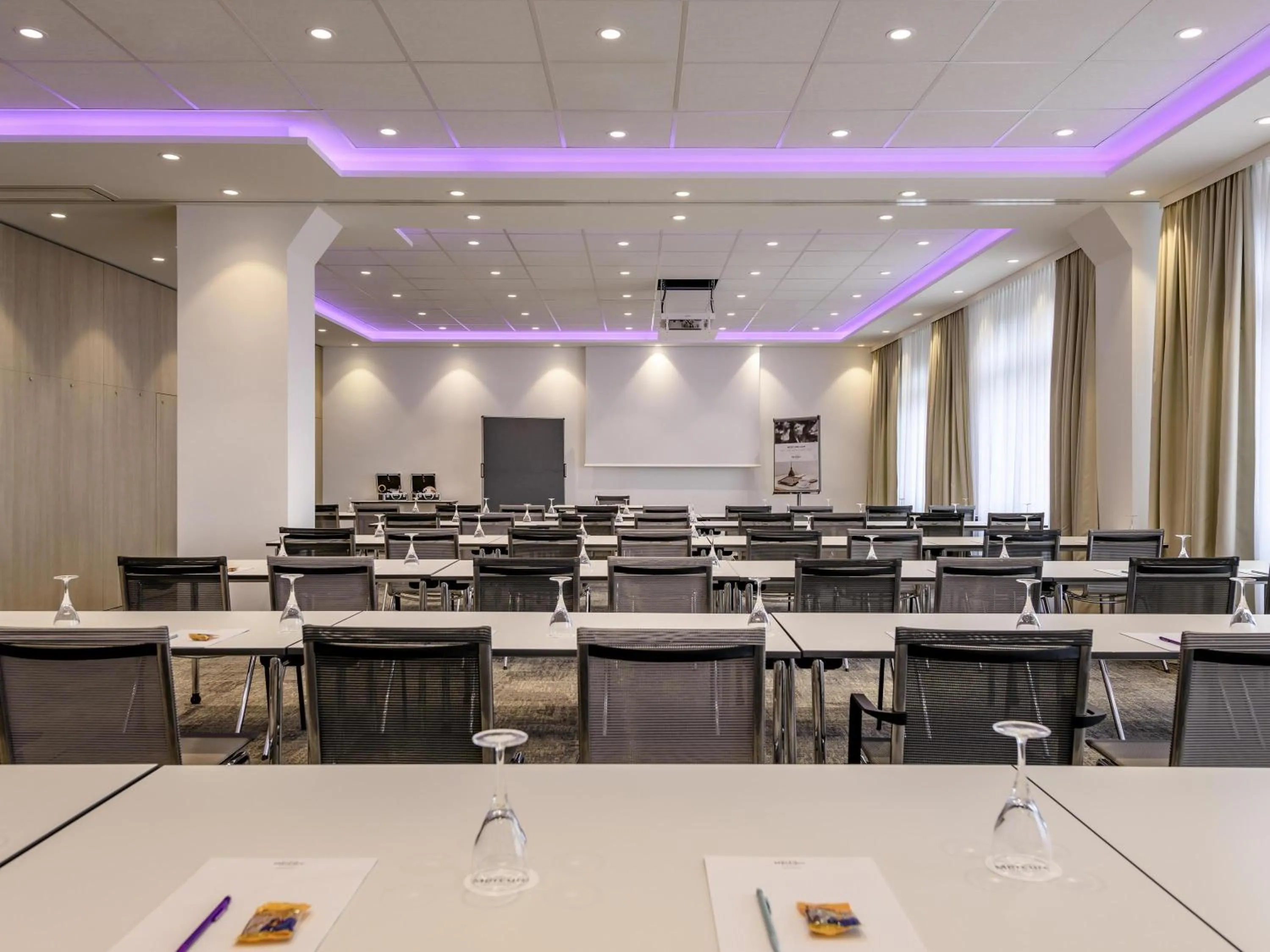 Meeting/conference room in Mercure Hotel Saarbrücken City