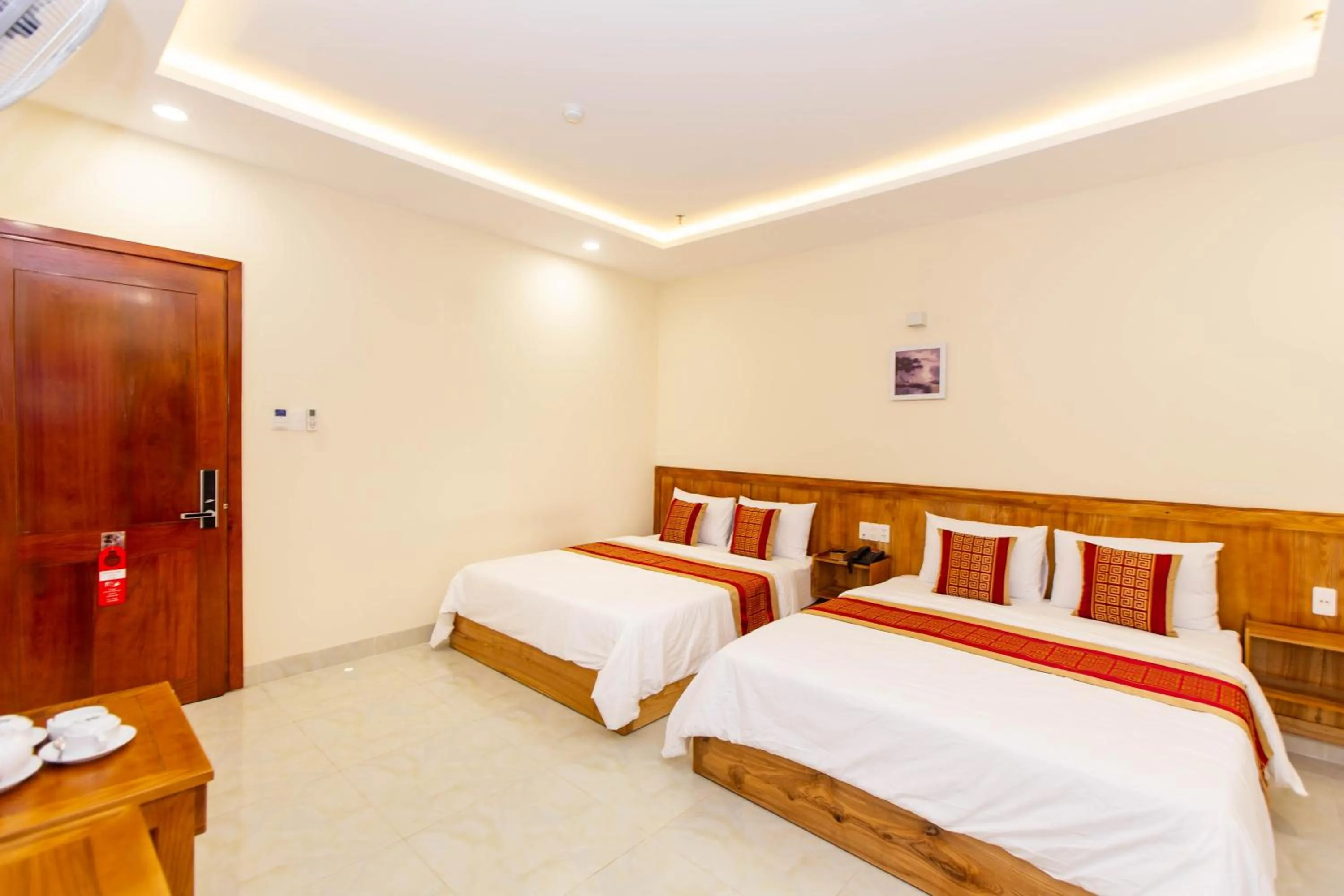 Bed in Dong Do Airport Hotel