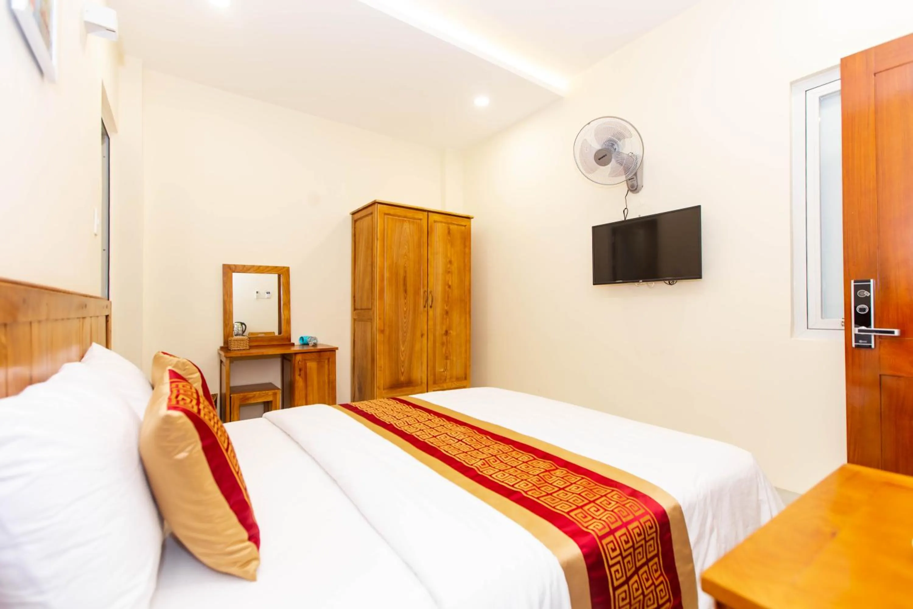 Bed in Dong Do Airport Hotel