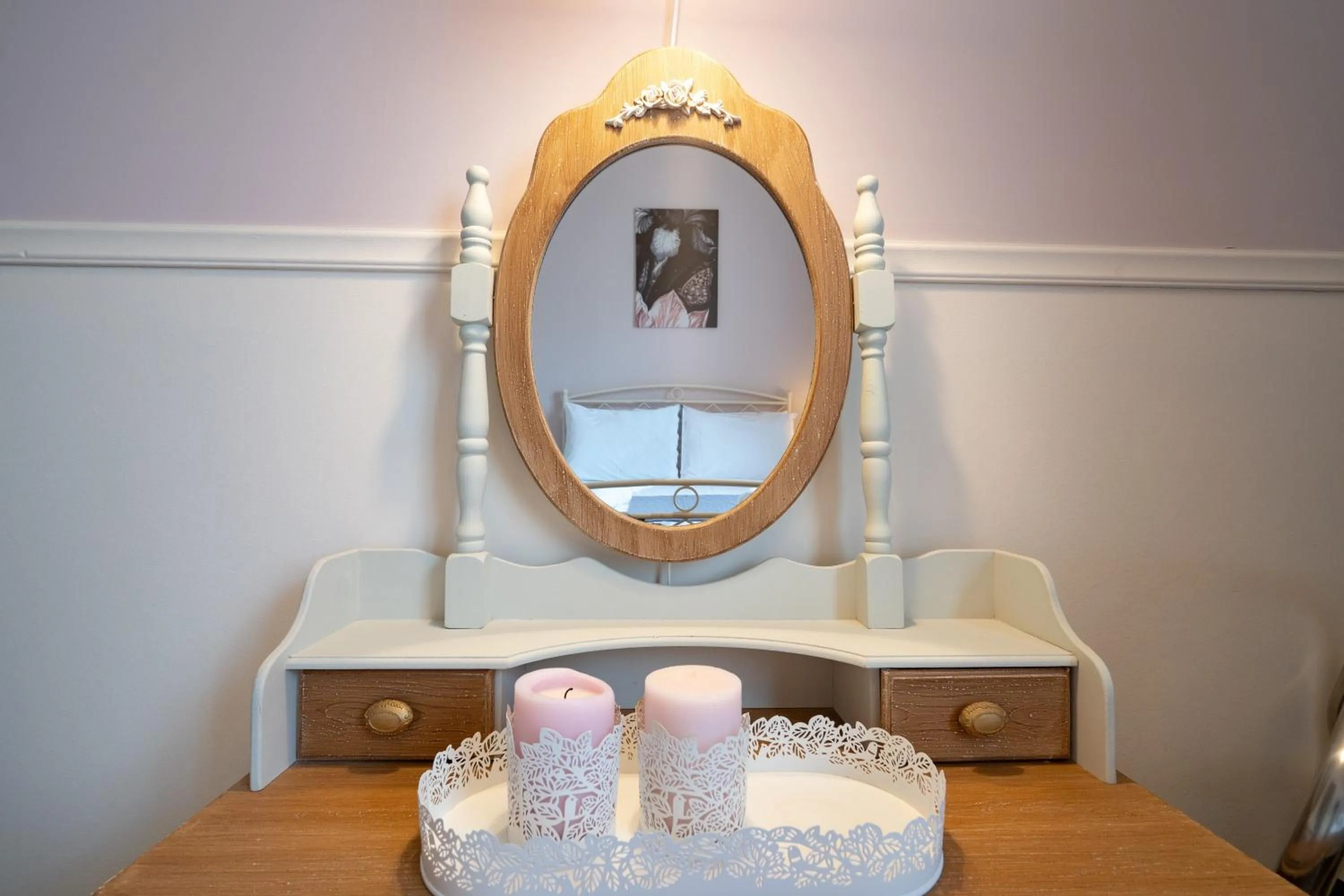 Decorative detail in Olympia's Apartments by Traser