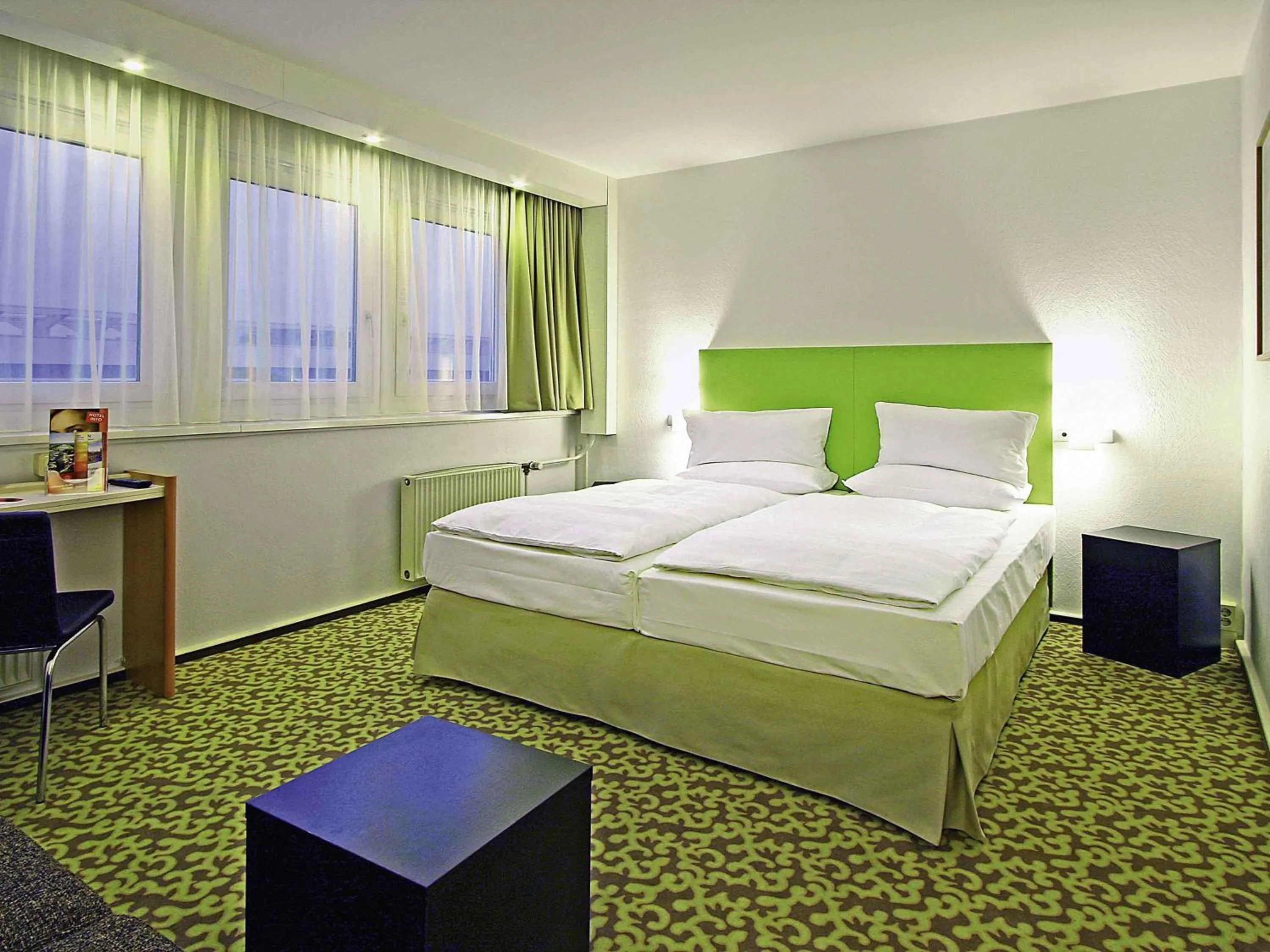 Bedroom, Bed in ibis Dresden Zentrum