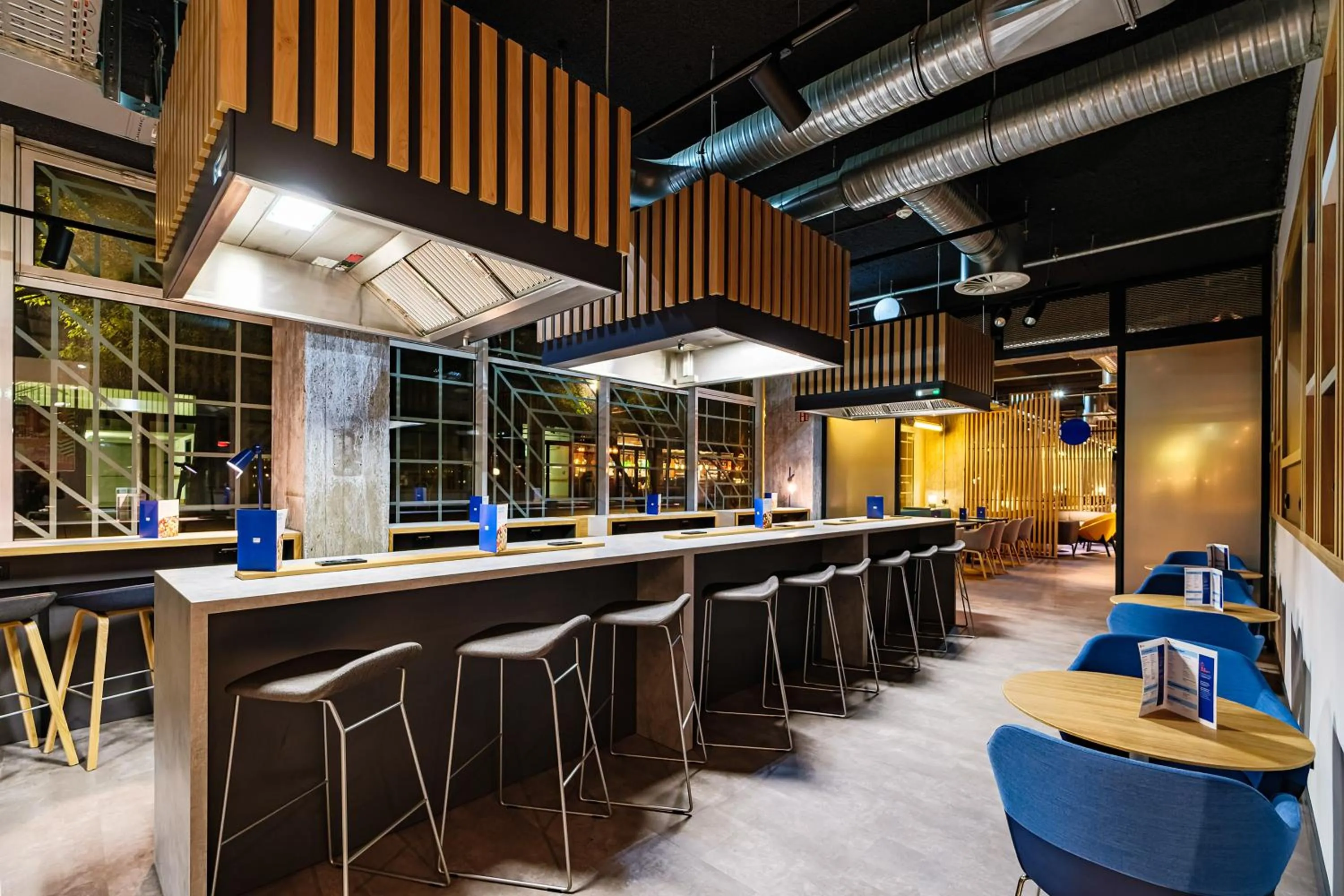 Breakfast in Holiday Inn Express Dresden Zentrum by IHG