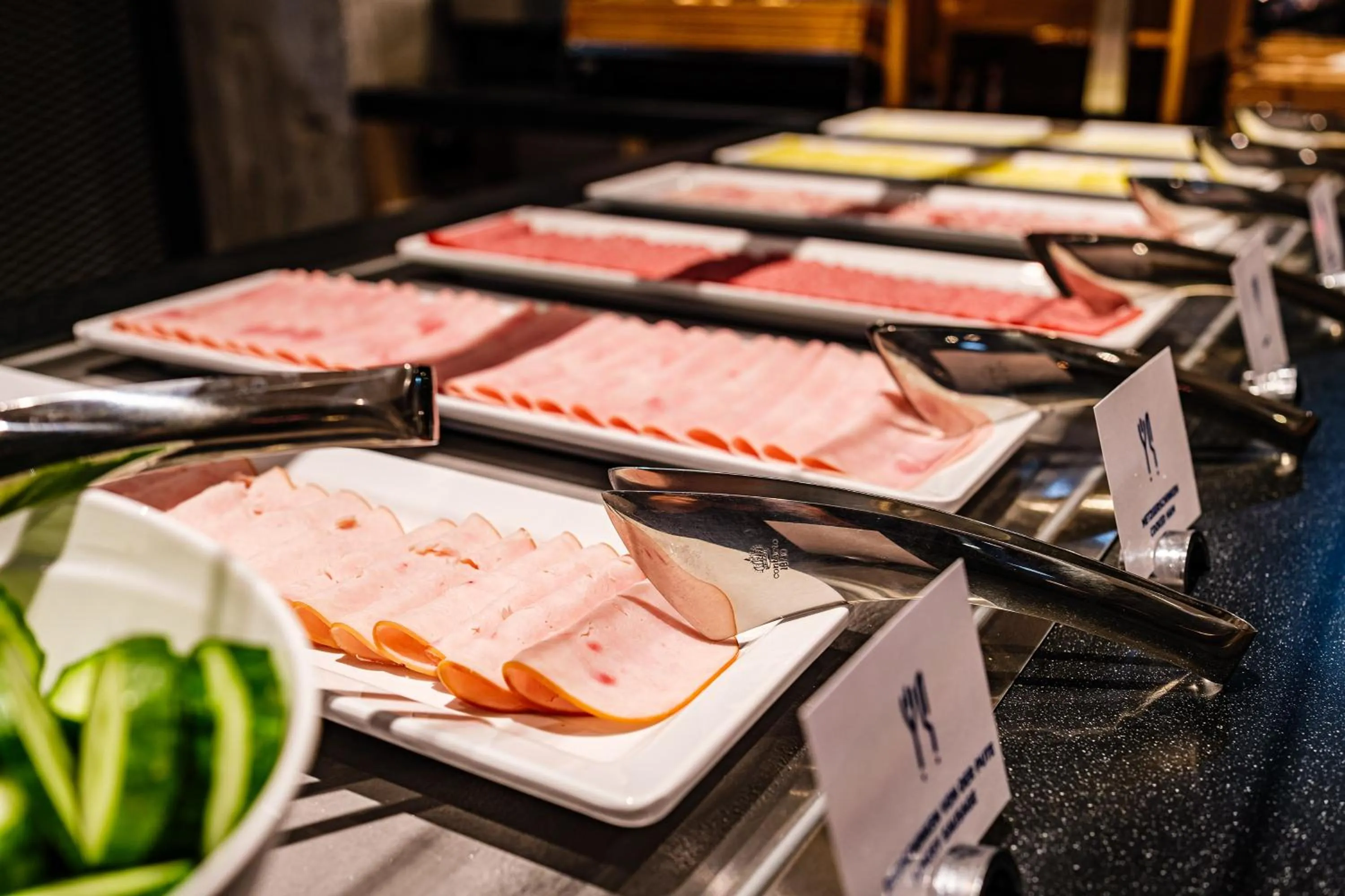 Restaurant/places to eat in Holiday Inn Express Dresden Zentrum by IHG