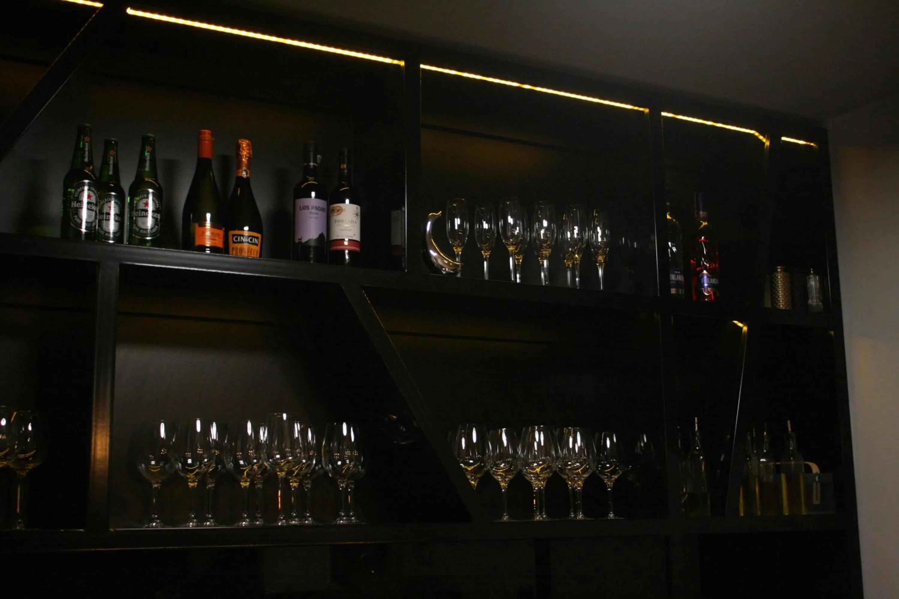 Restaurant/places to eat in DReAM Boutique Residence