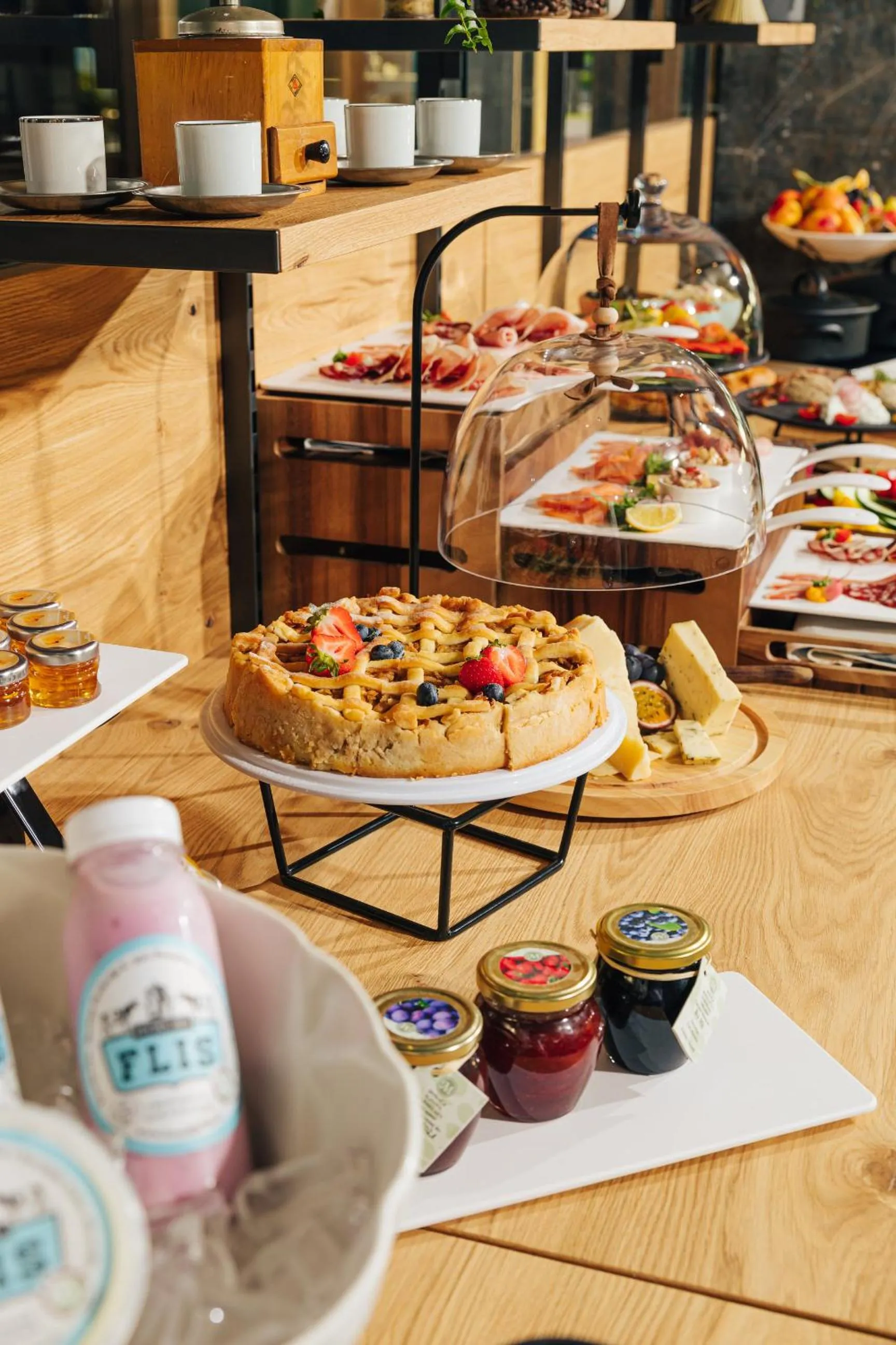 Restaurant/places to eat in Hotel Grof