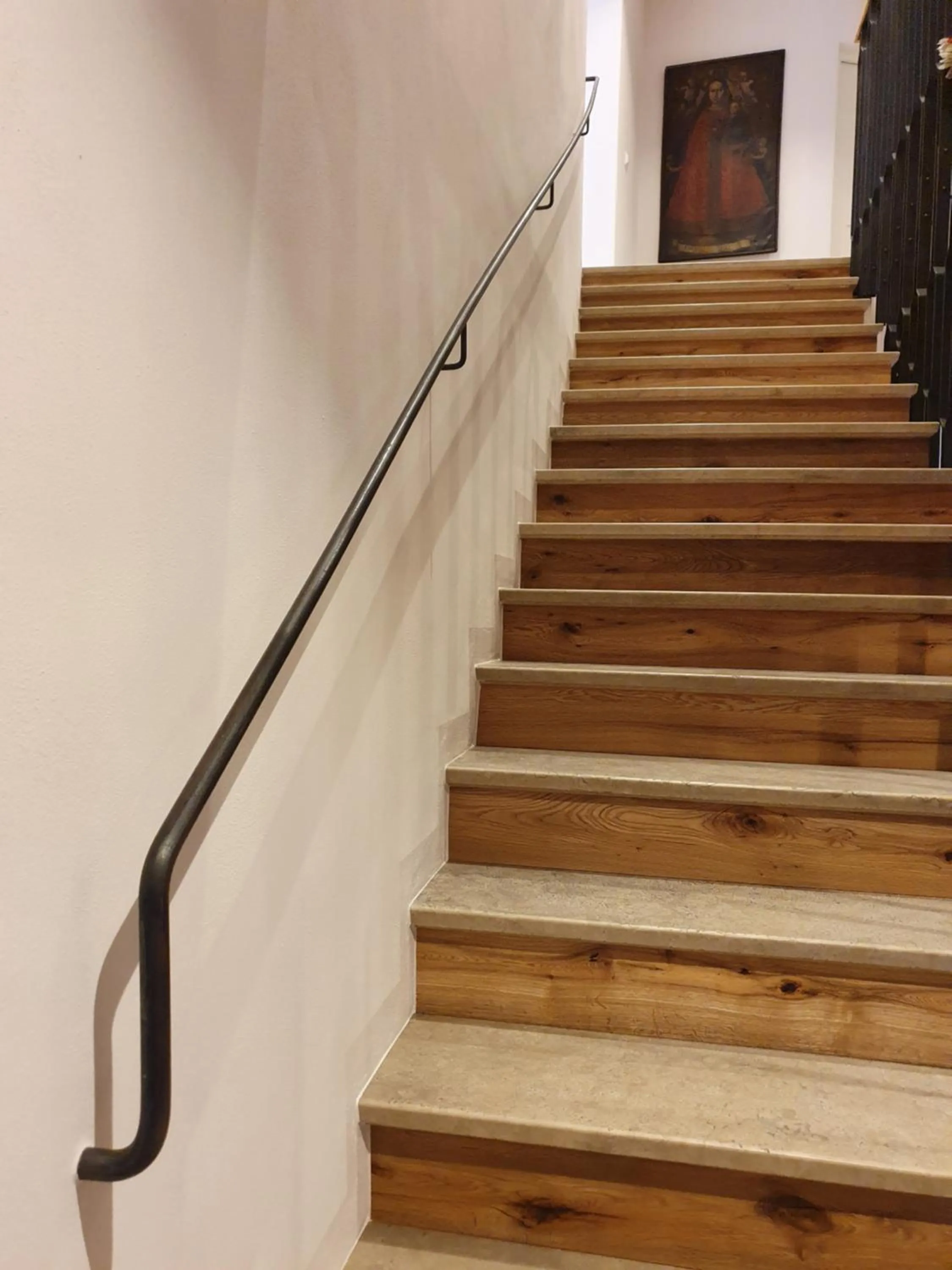 Decorative detail in Ansitz am Eck by Hotel Pernhof