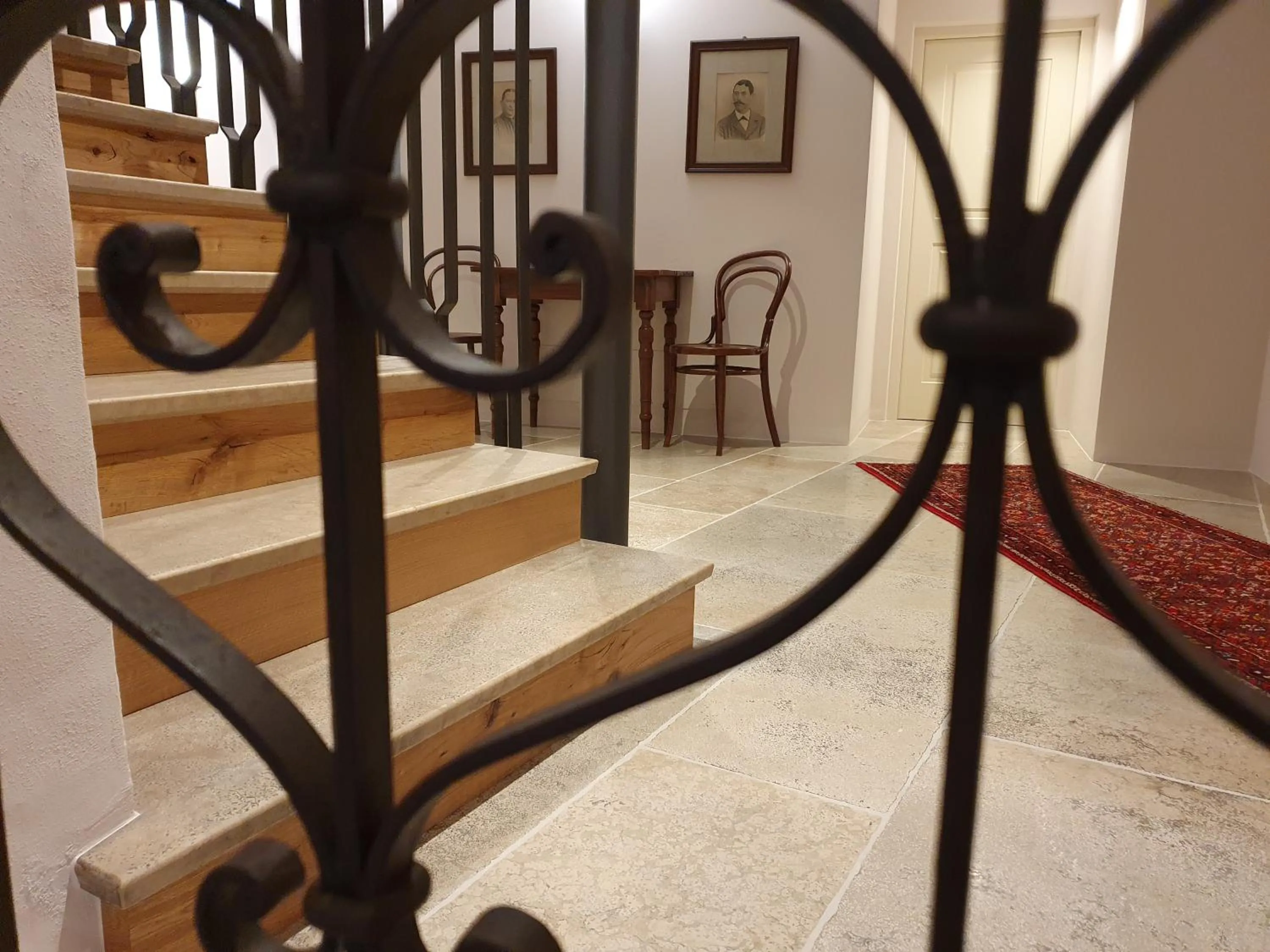 Decorative detail in Ansitz am Eck by Hotel Pernhof