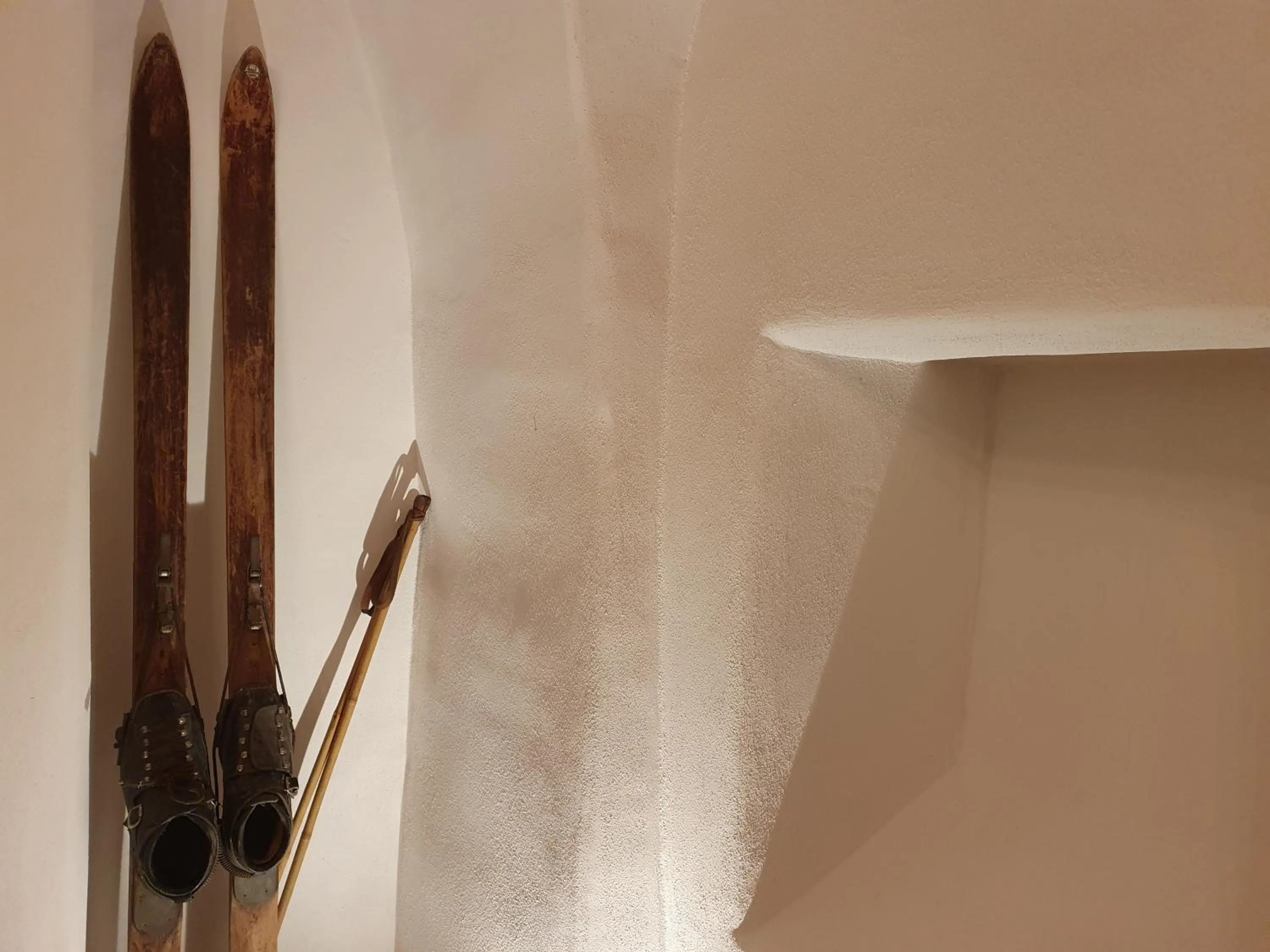 Decorative detail in Ansitz am Eck by Hotel Pernhof