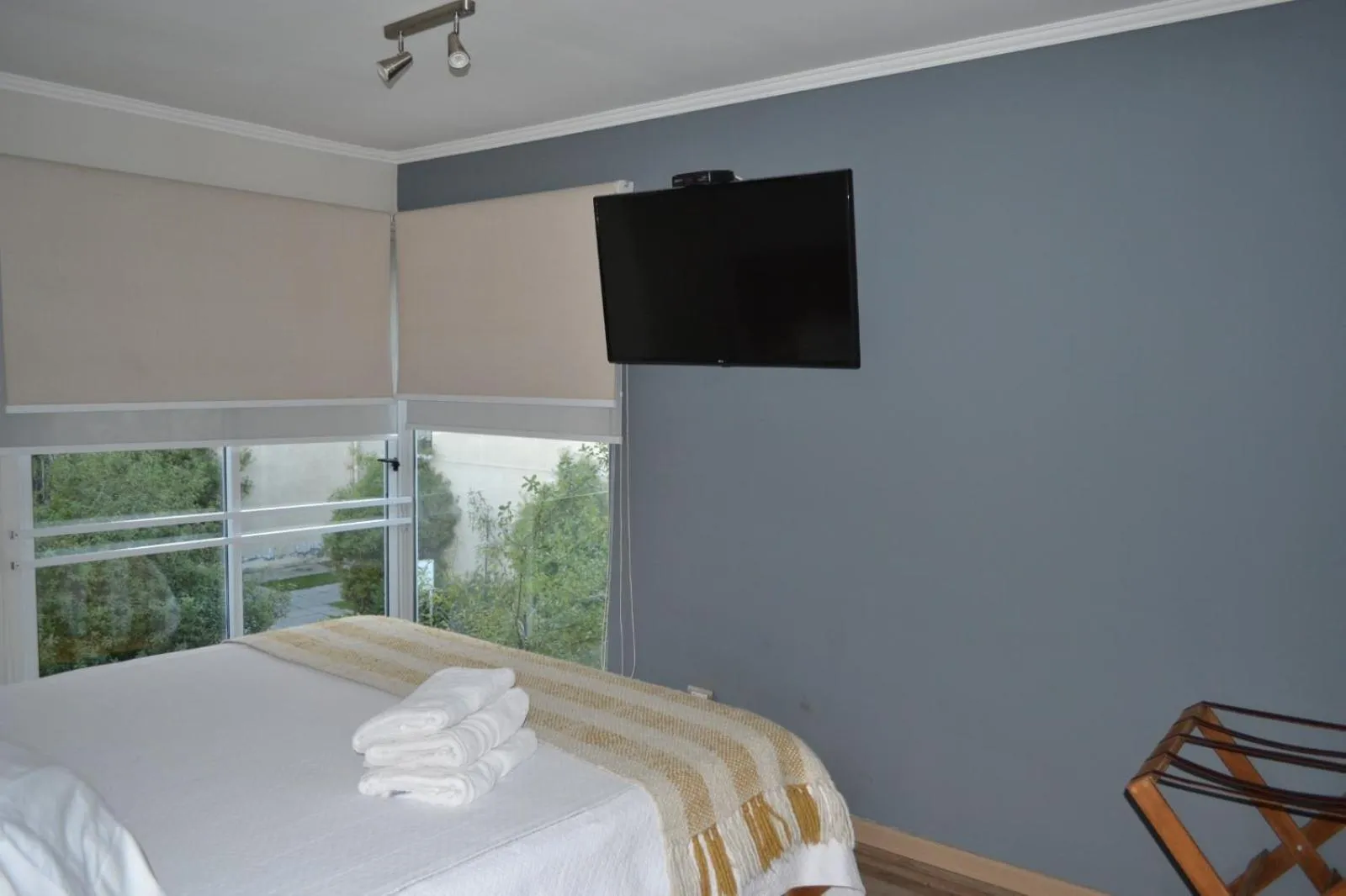 Bed in De Triana Hotel