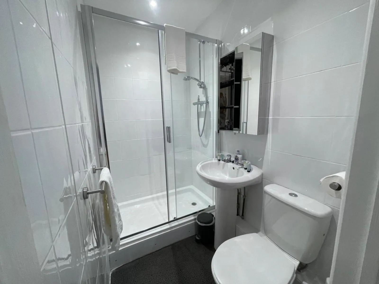 Bathroom in Central Hotel