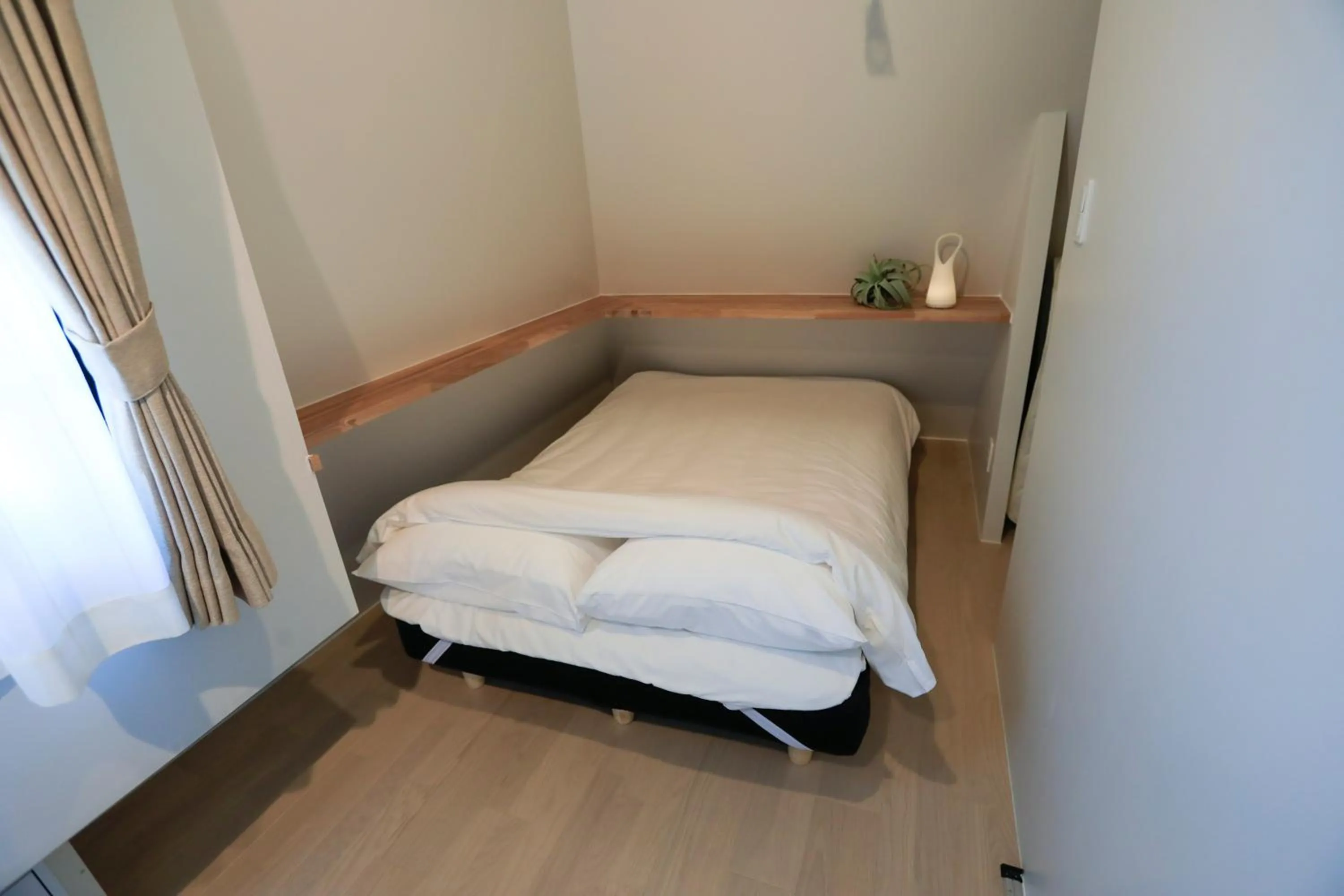 Bed in Laffitte Tokyo WEST