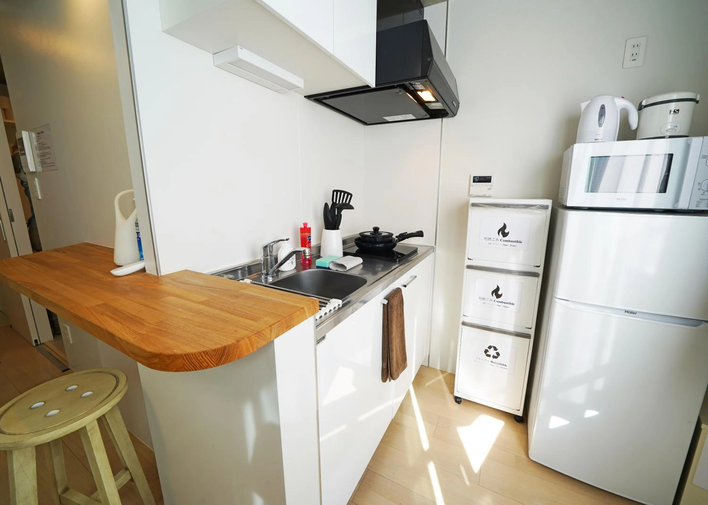 Kitchen or kitchenette in Laffitte Tokyo WEST