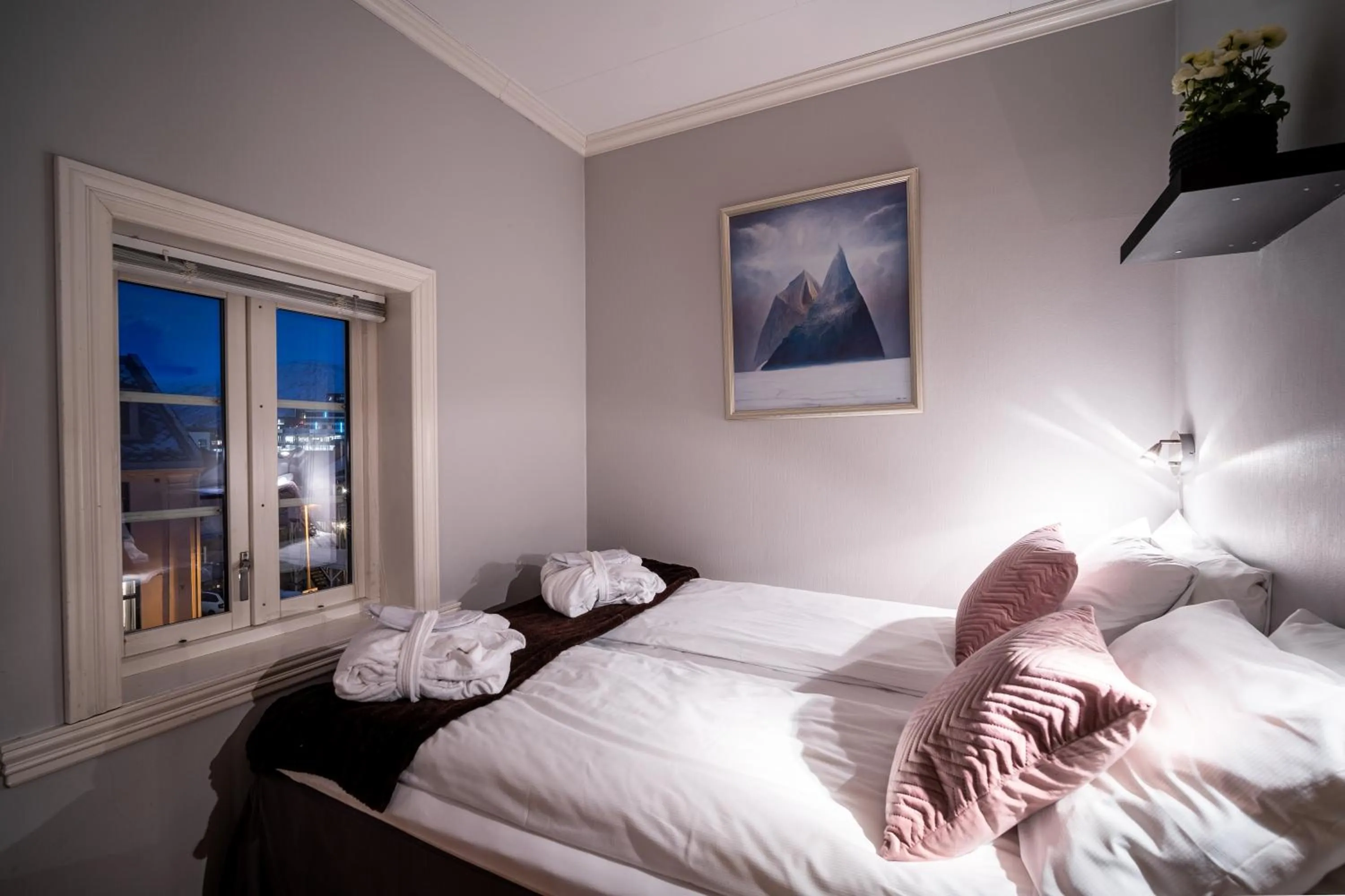 Bed in Enter Tromsø - Exclusive Apartments
