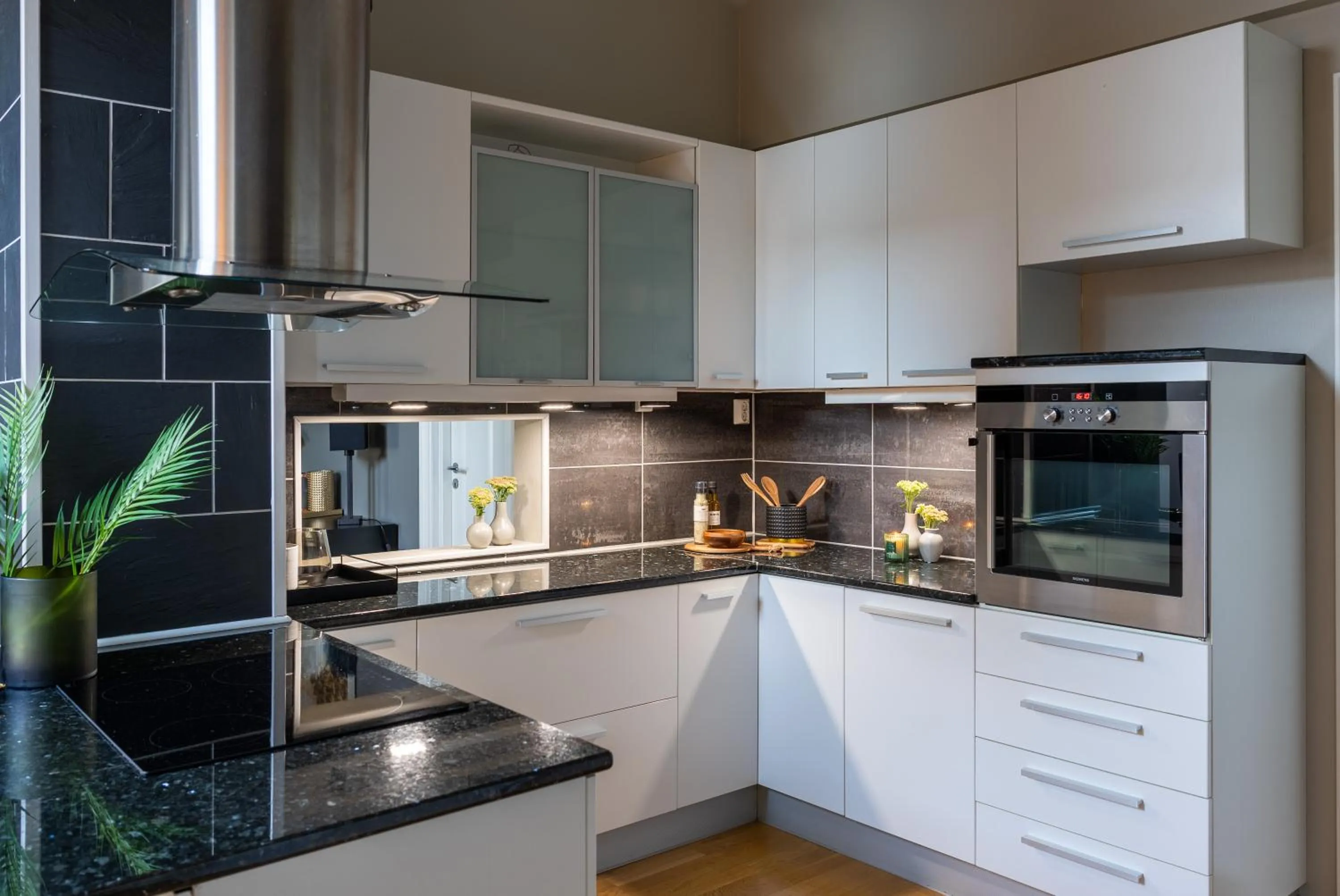 Kitchen or kitchenette in Enter Tromsø - Exclusive Apartments