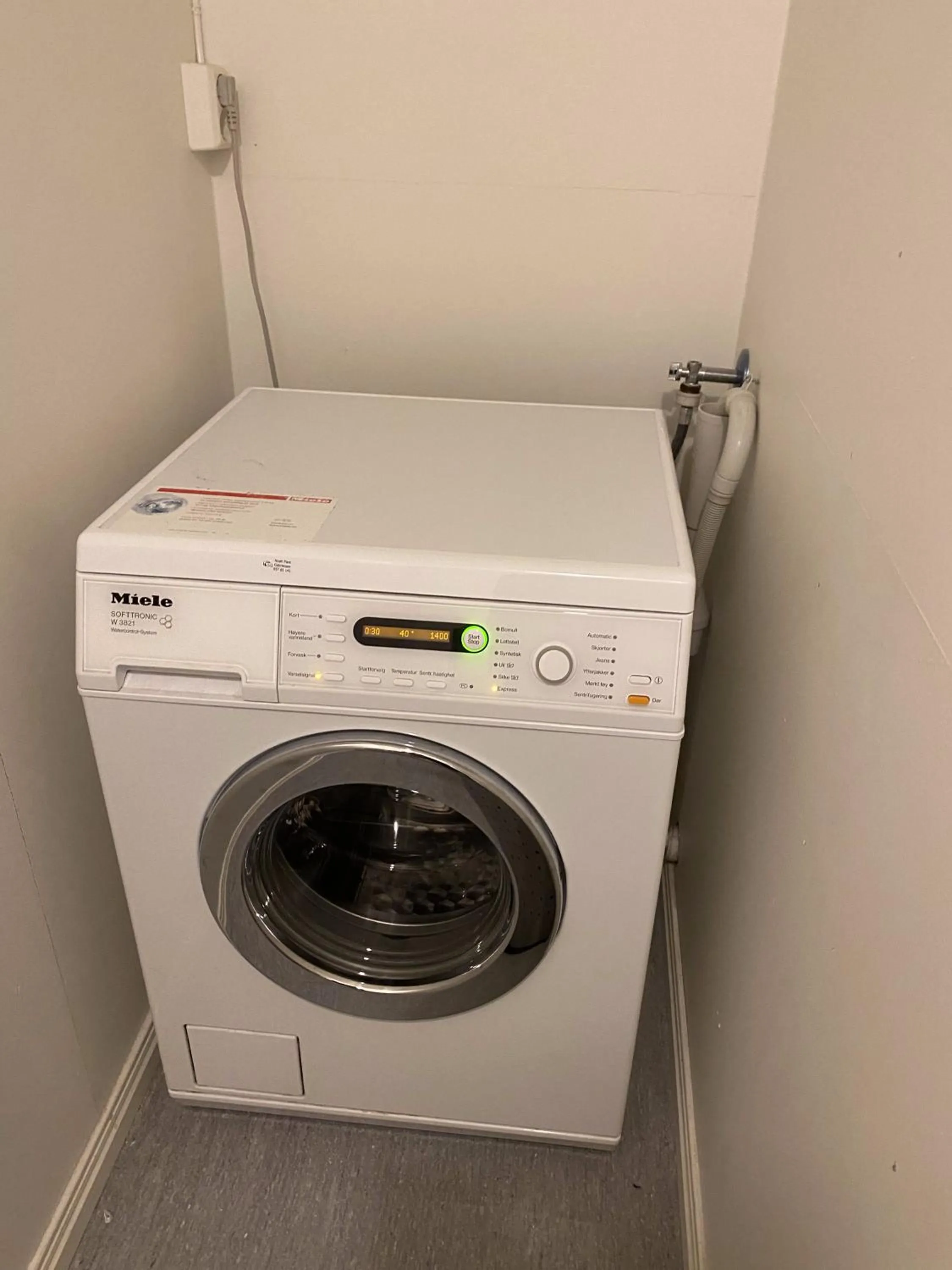 washing machine in Enter Tromsø - Exclusive Apartments