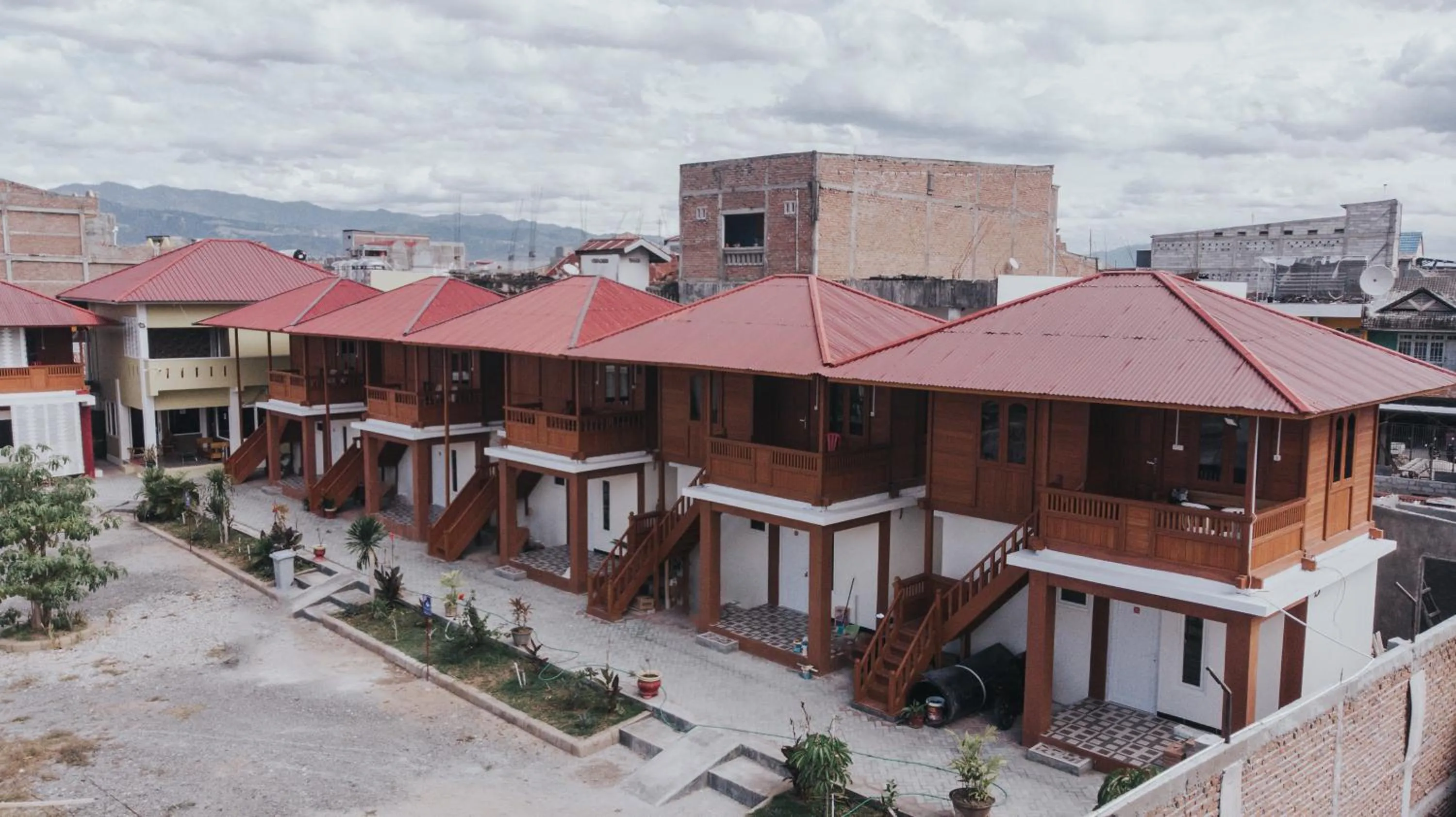 Property building in GRANADA INN PALU