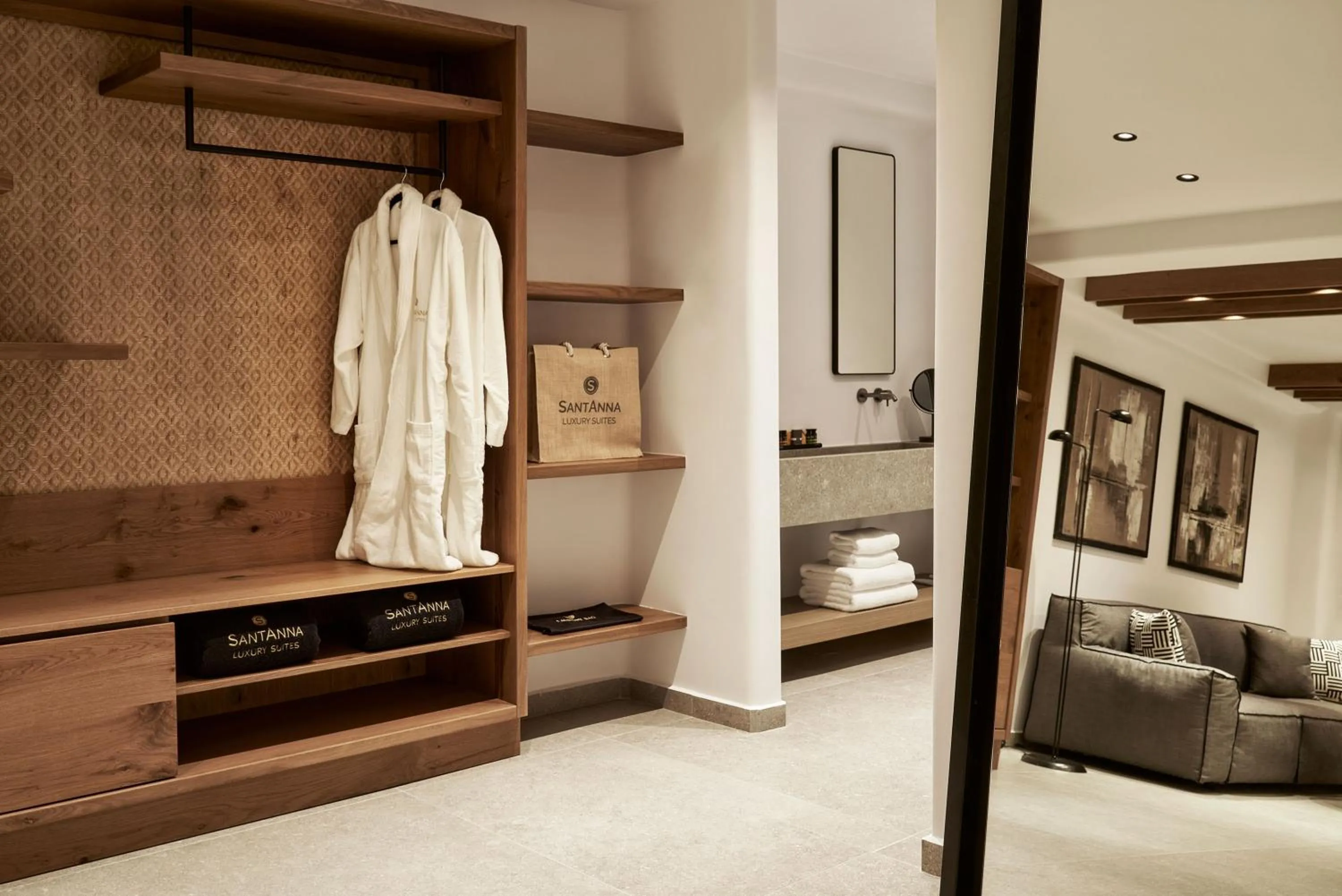 Decorative detail in SantAnna Luxury Suites