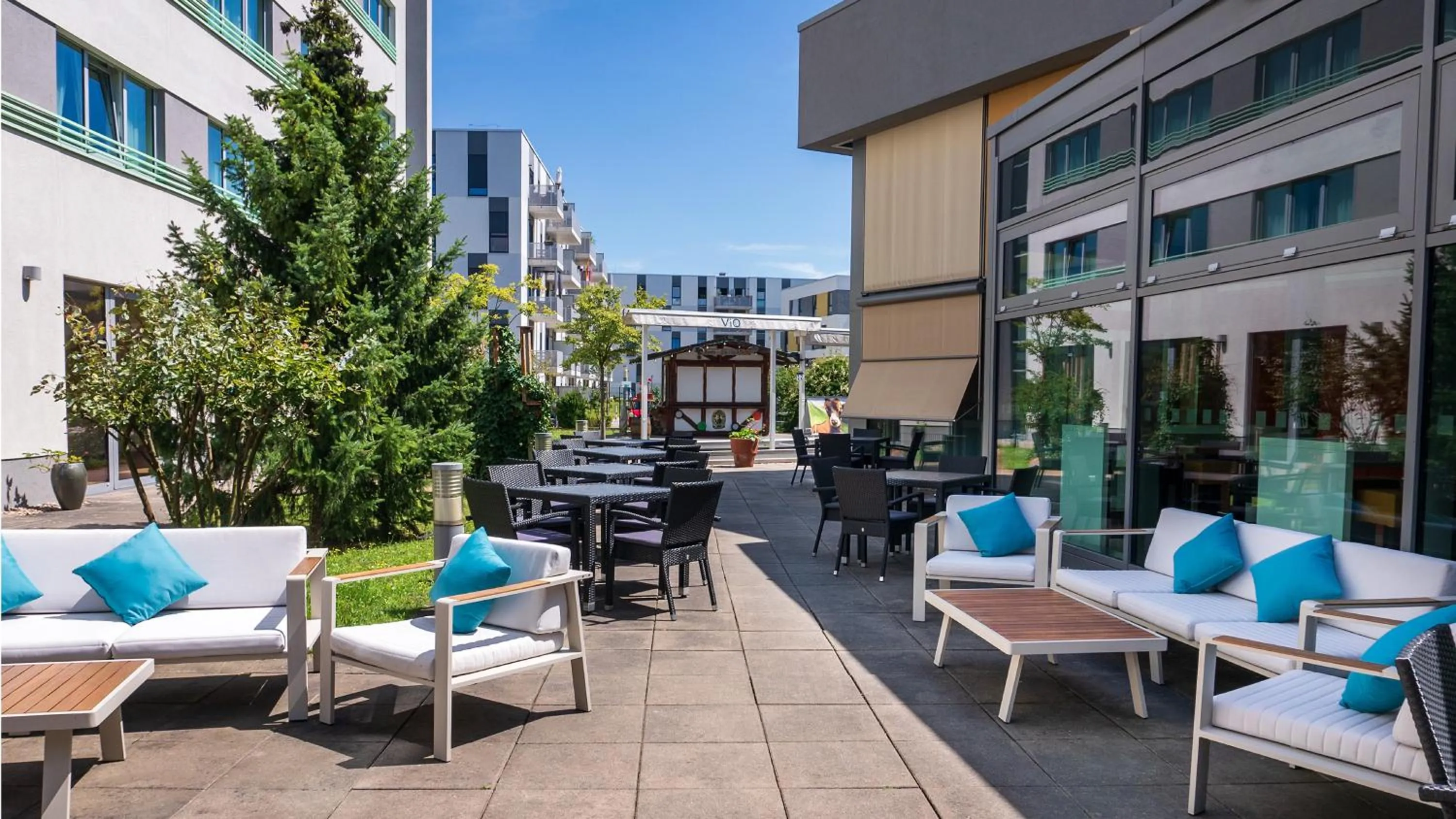 Meeting/conference room in Holiday Inn Berlin Airport - Conference Centre by IHG