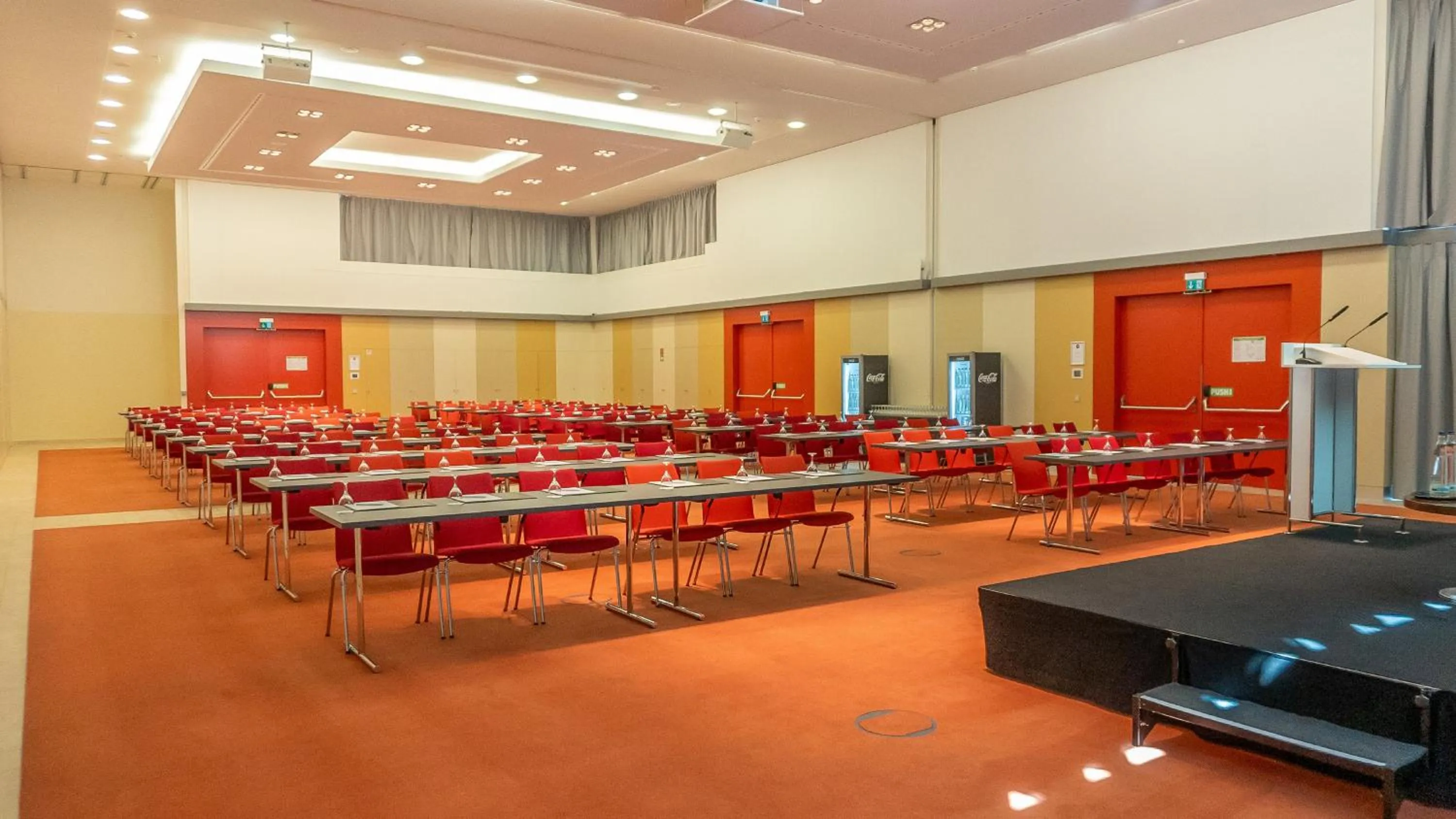 Meeting/conference room in Holiday Inn Berlin Airport - Conference Centre by IHG