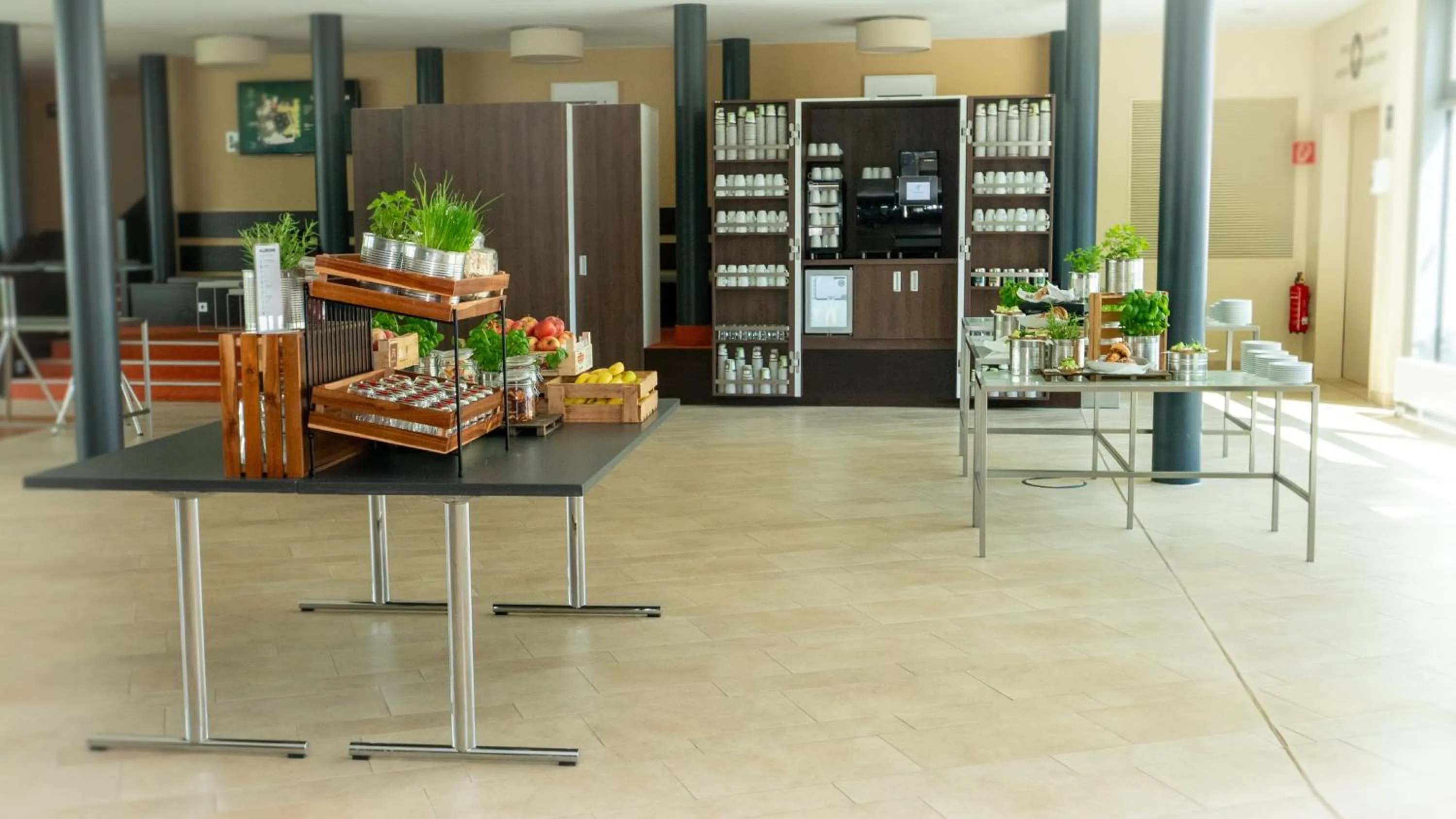 Restaurant/places to eat in Holiday Inn Berlin Airport - Conference Centre by IHG