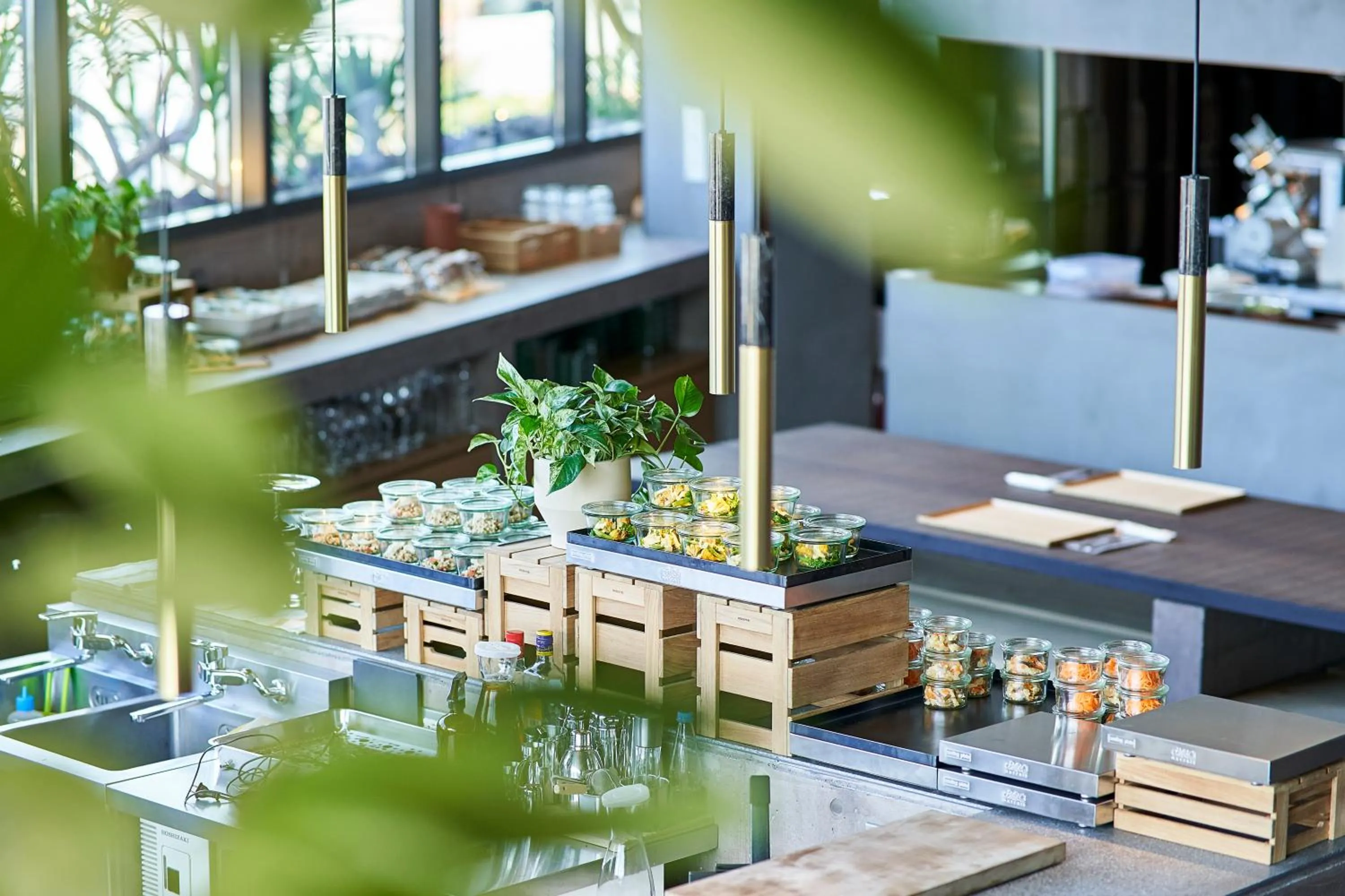 Restaurant/places to eat in THE REIGN HOTEL KYOTO