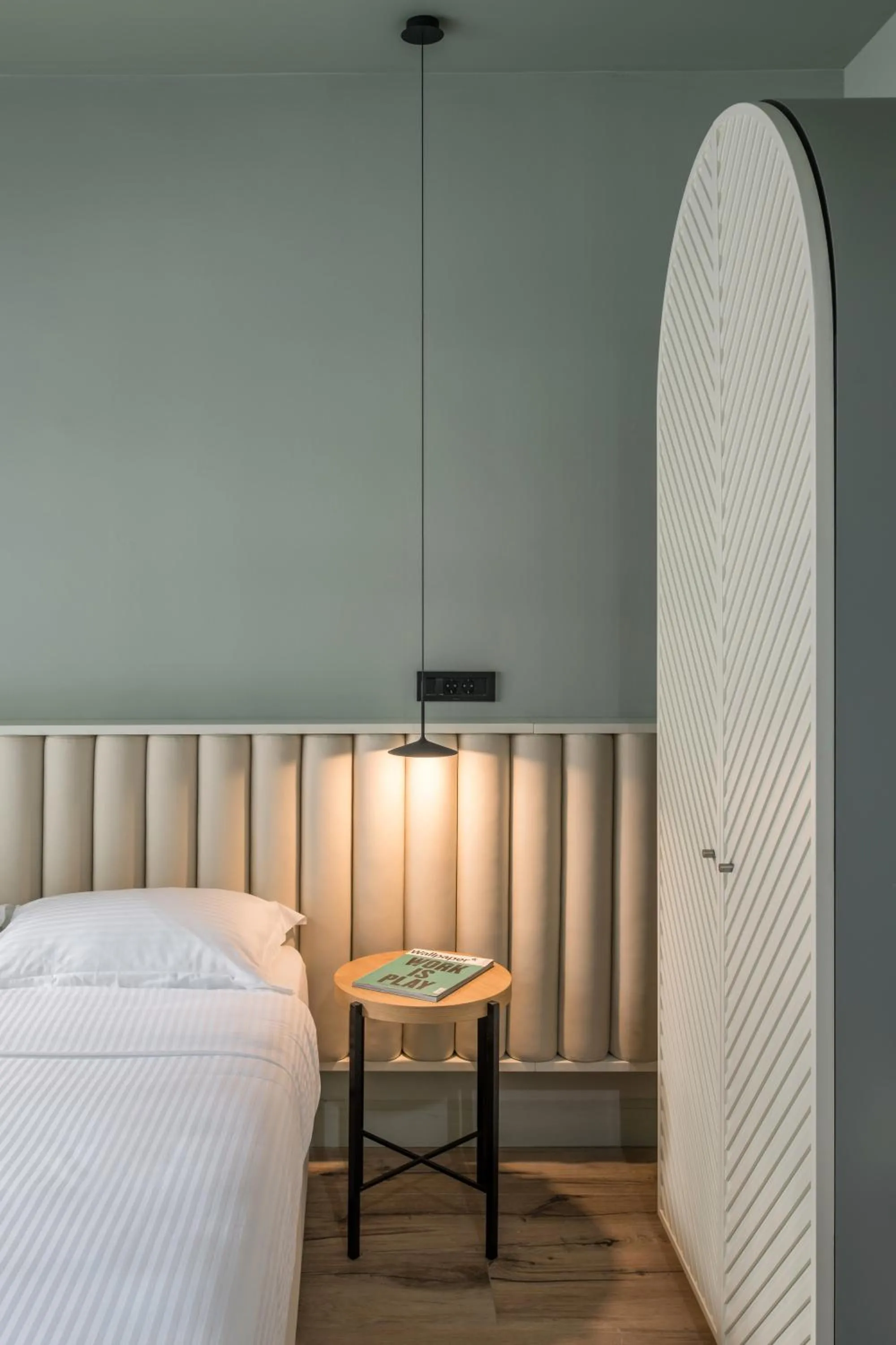 Bedroom, Bed in Domus Ariadne