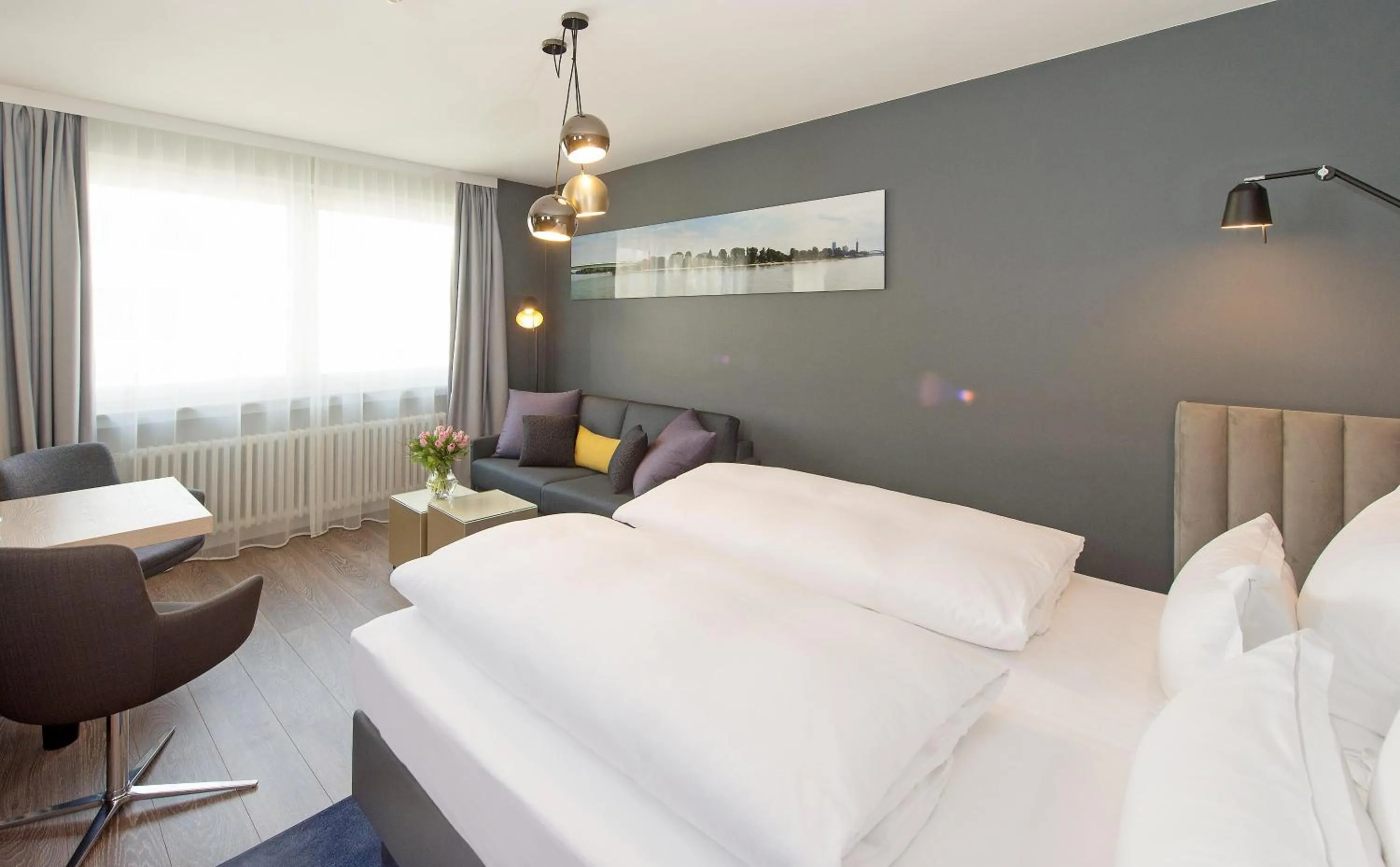 Photo of the whole room, Bed in Hotel Lyskirchen Köln