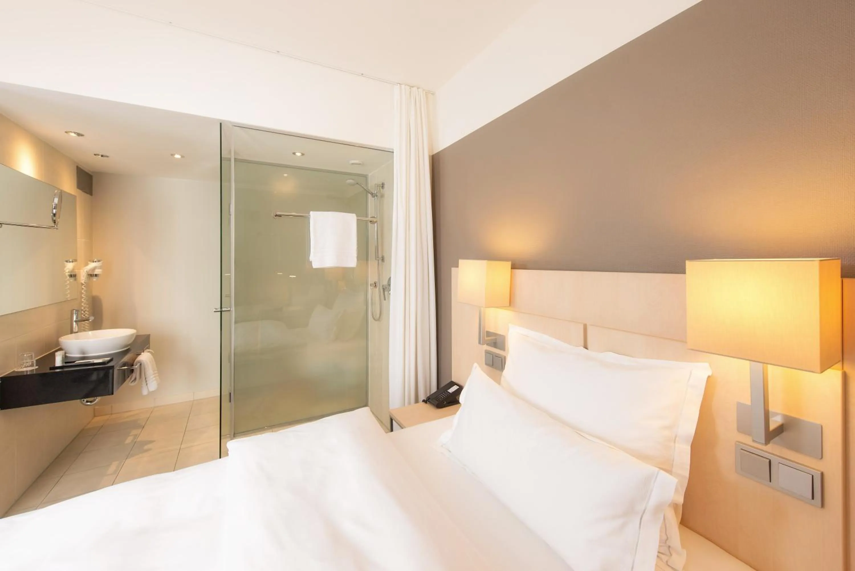 Standard Single Room in Hotel Lyskirchen Köln