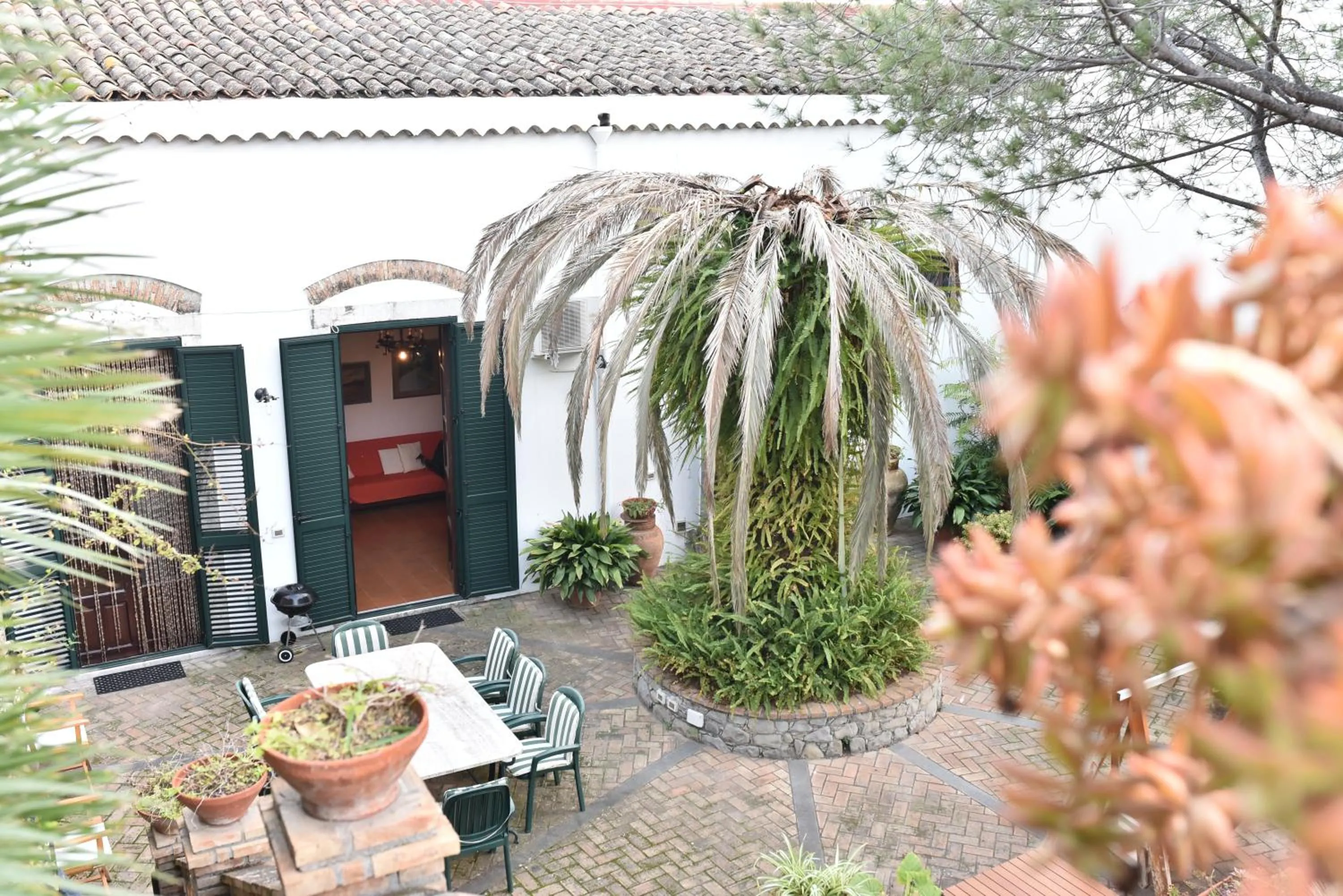 Patio in Florence Trevelyan Villa