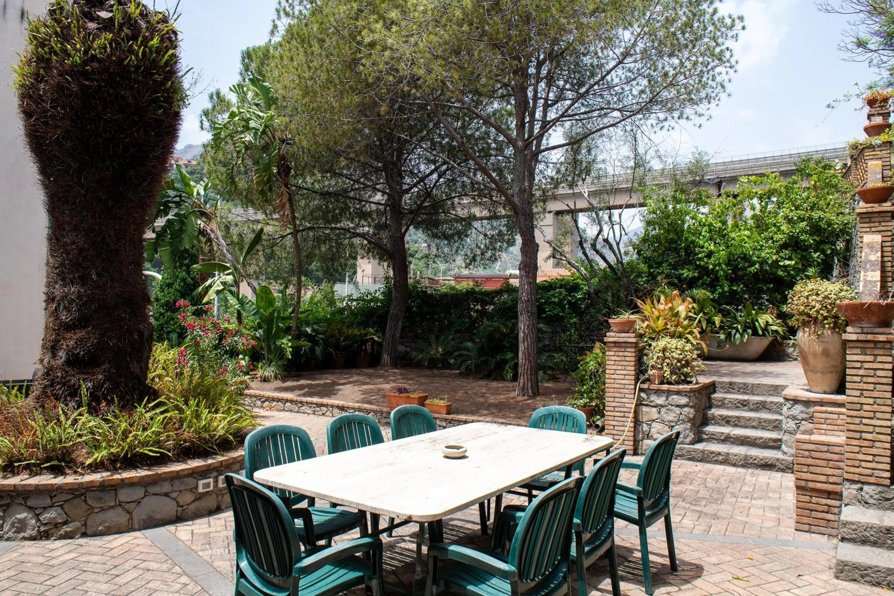 Patio in Florence Trevelyan Villa