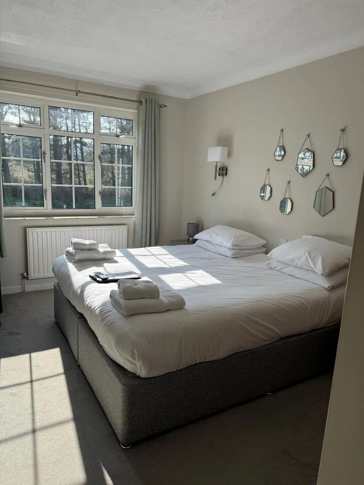 Bed in The Dormy House Hotel