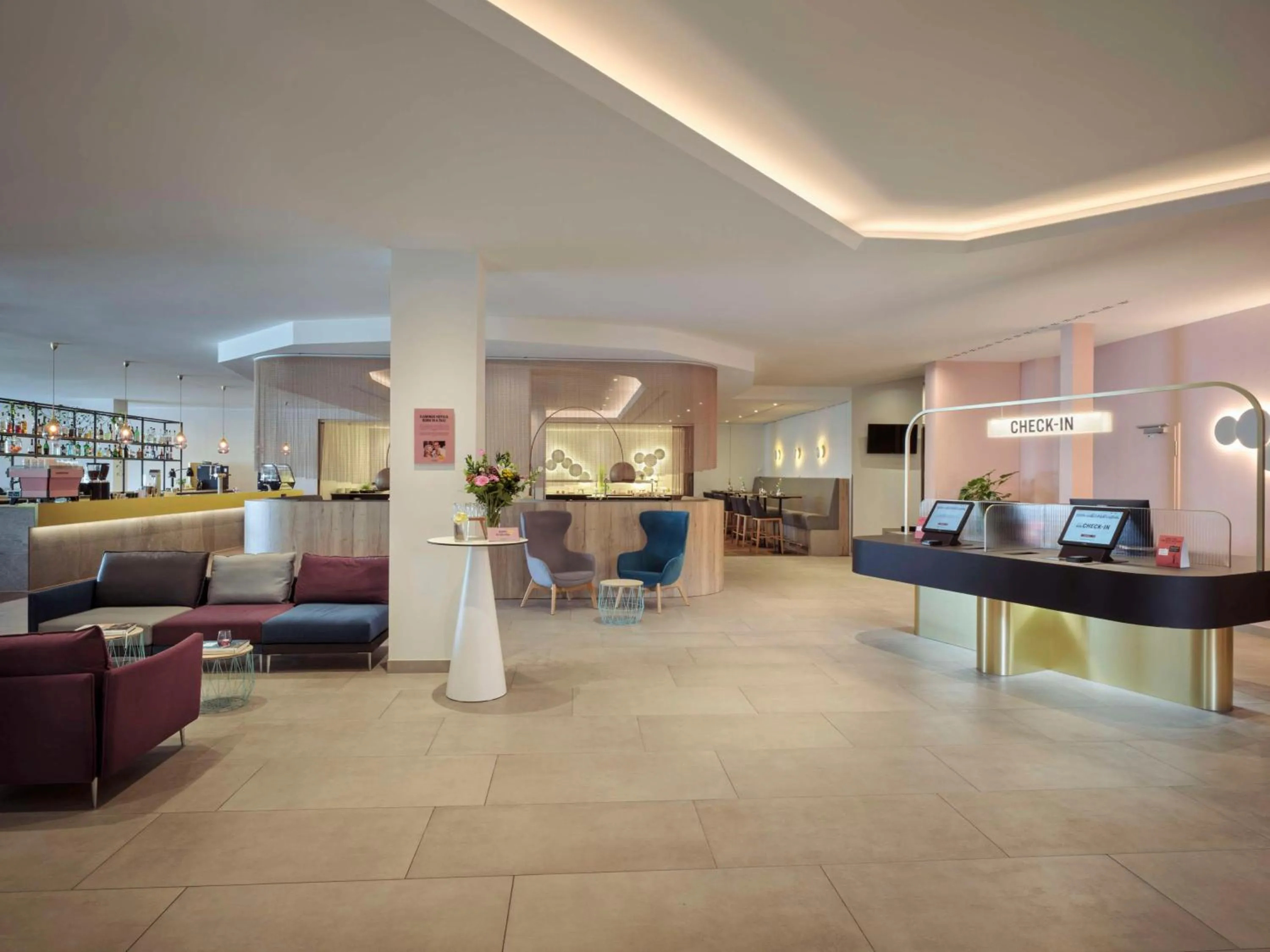 Lobby or reception in Flemings Hotel Wuppertal-Central