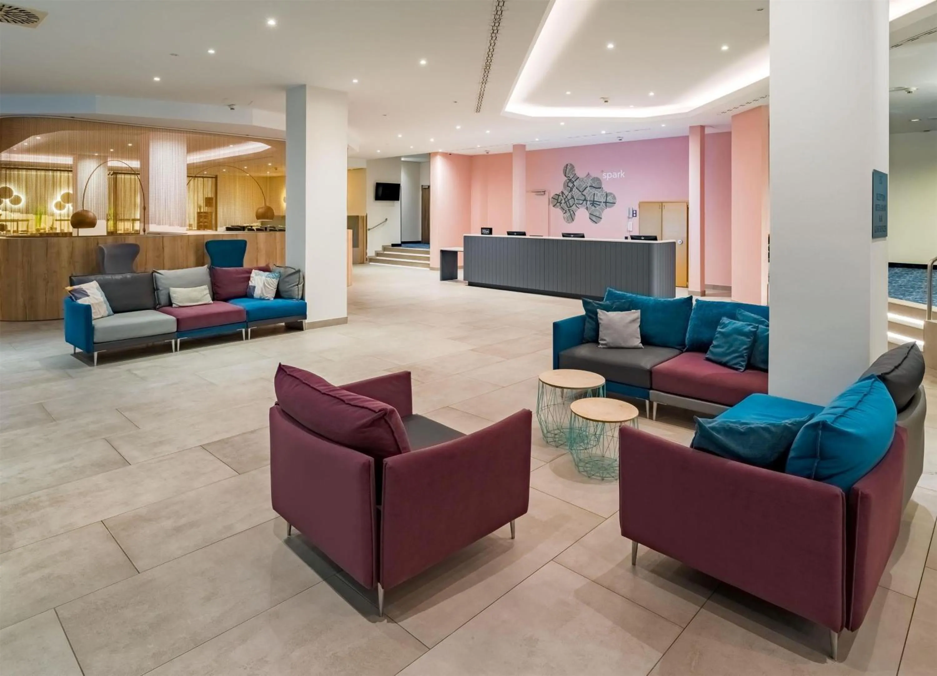 Lobby or reception in Spark by Hilton Wuppertal City Centre