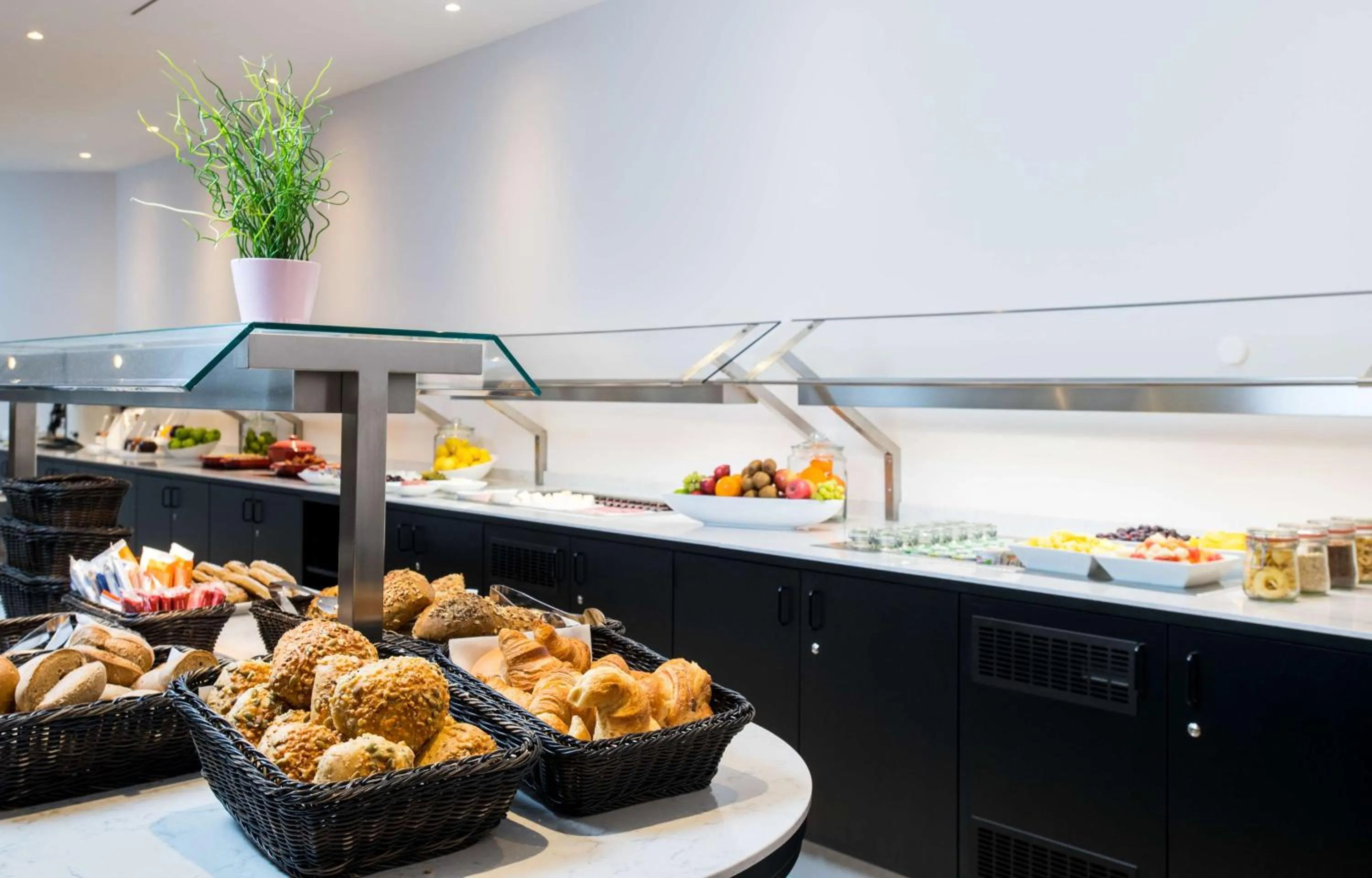 Breakfast in Flemings Hotel Wuppertal-Central