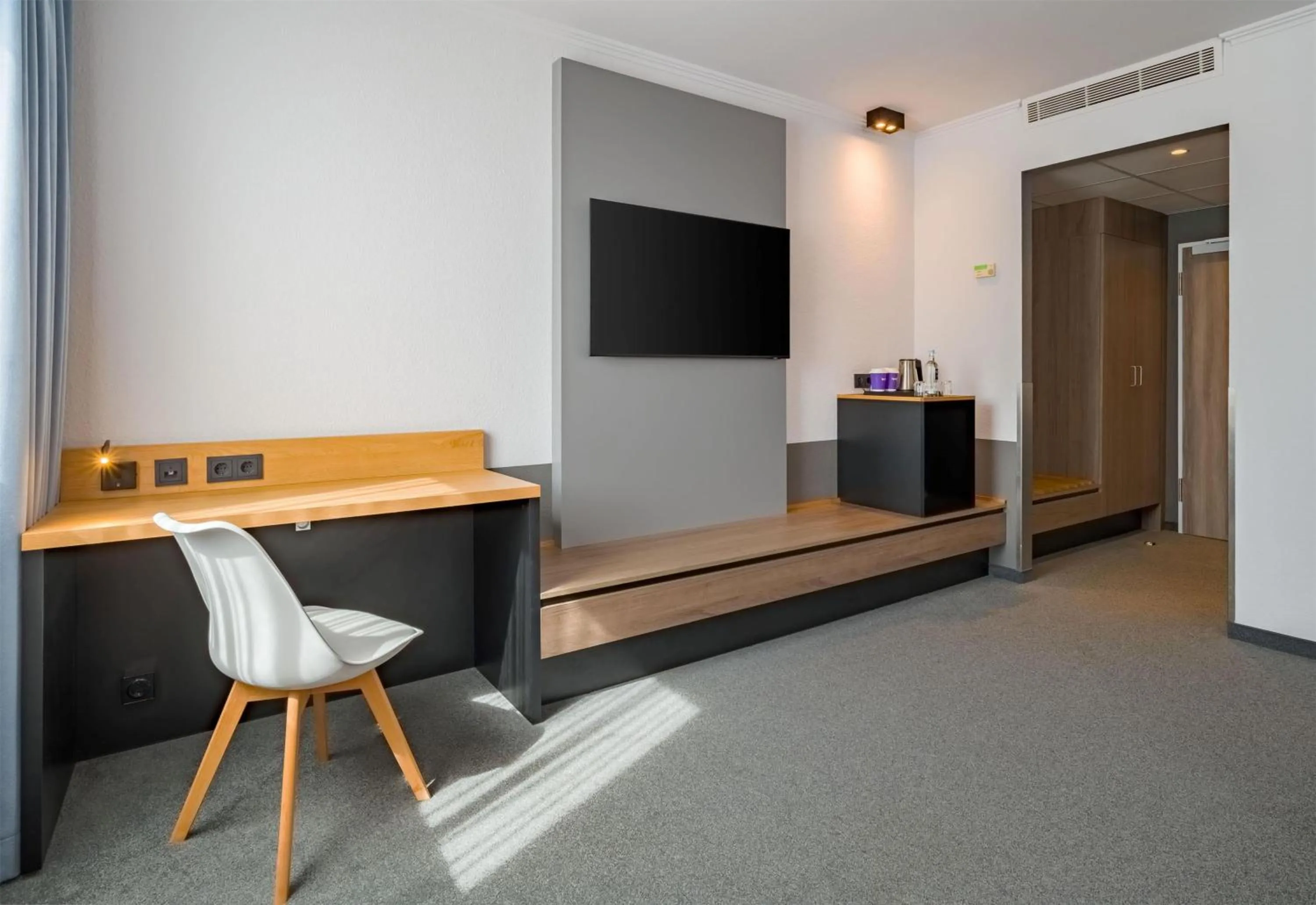 Bedroom in Spark by Hilton Wuppertal City Centre