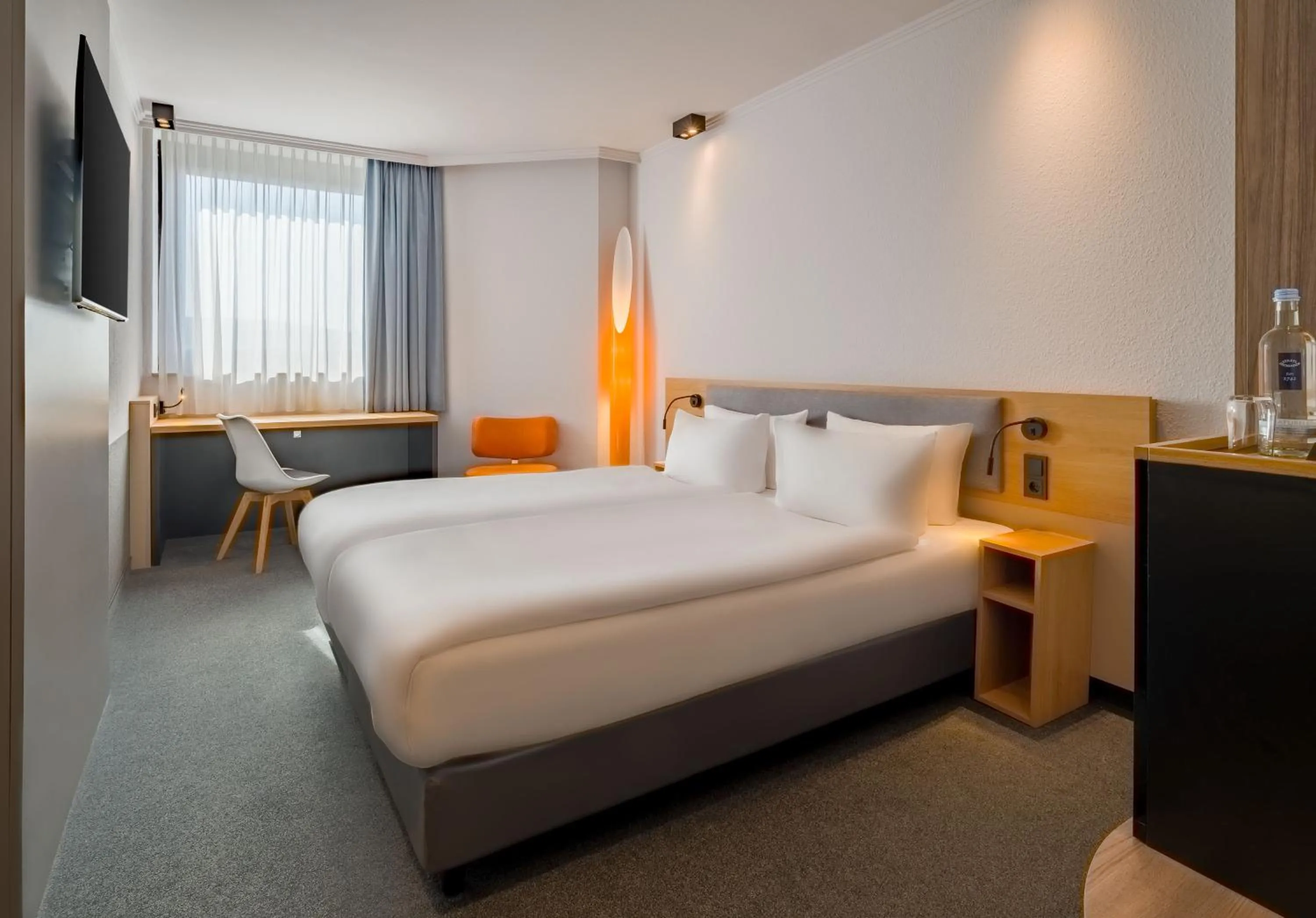 Bed in Spark by Hilton Wuppertal City Centre