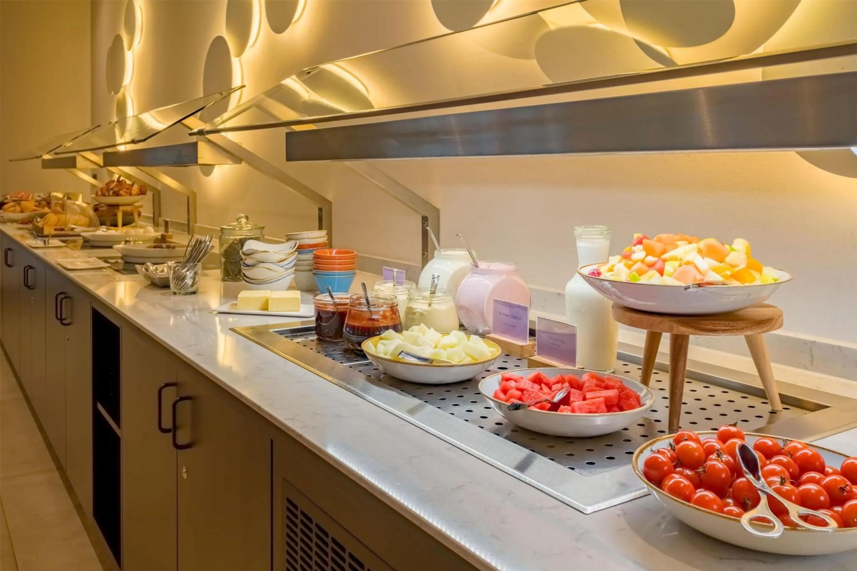 Breakfast in Spark by Hilton Wuppertal City Centre